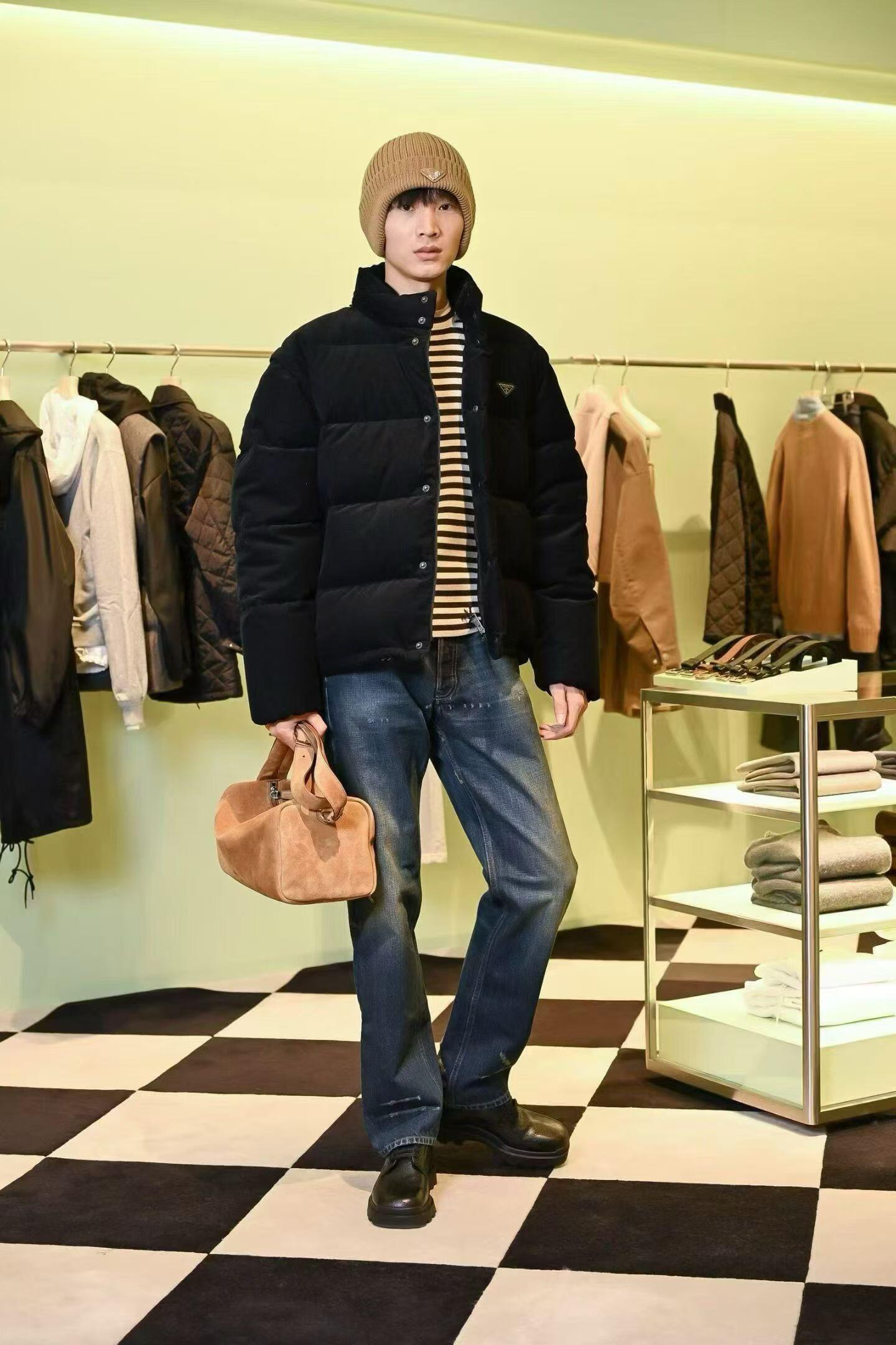 2026 New Triangle Brand Functional Down Jacket (BB726-E90)