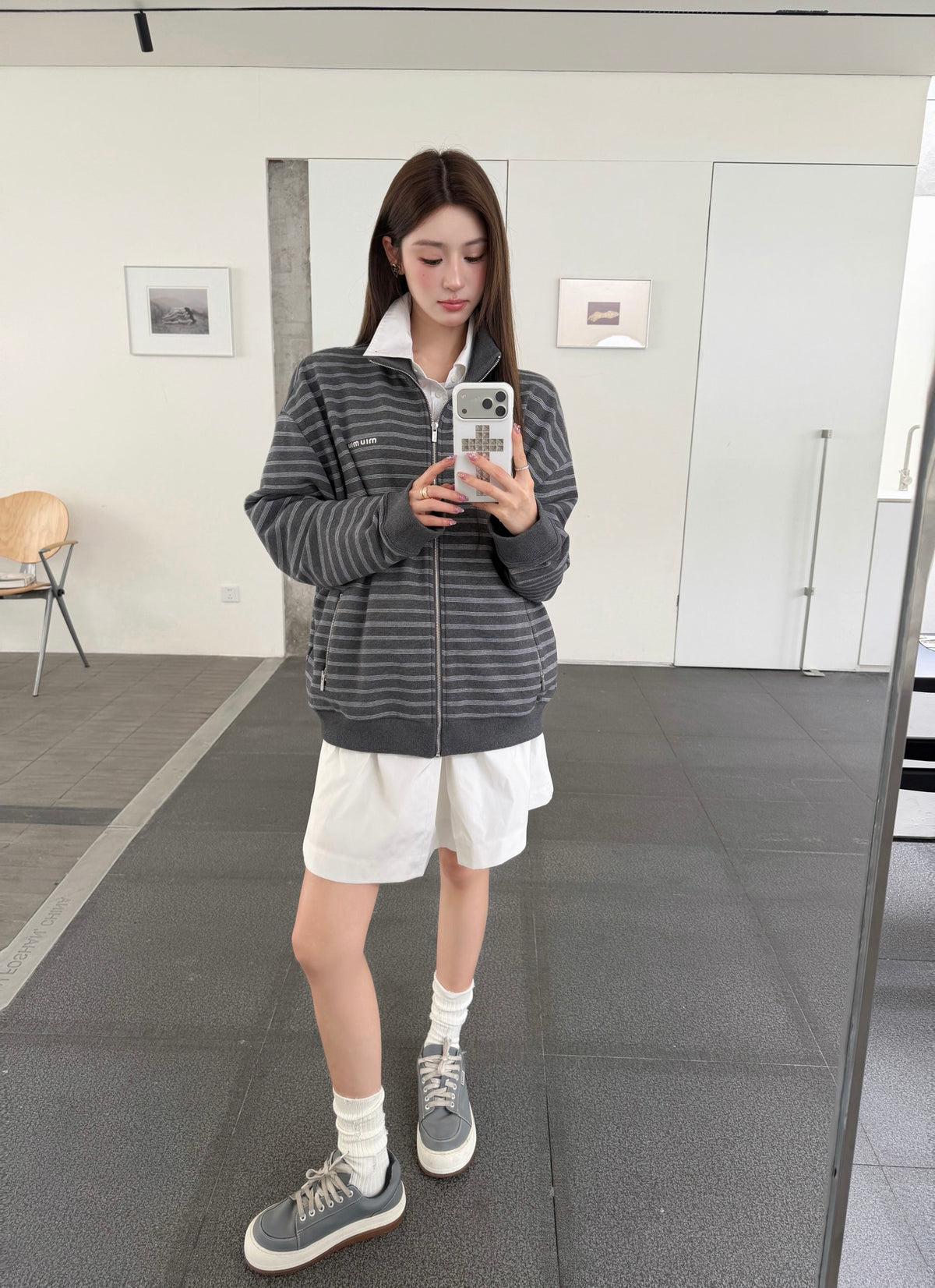 2026 Women's MM Logo Striped Zip-Up Coat (FF820)