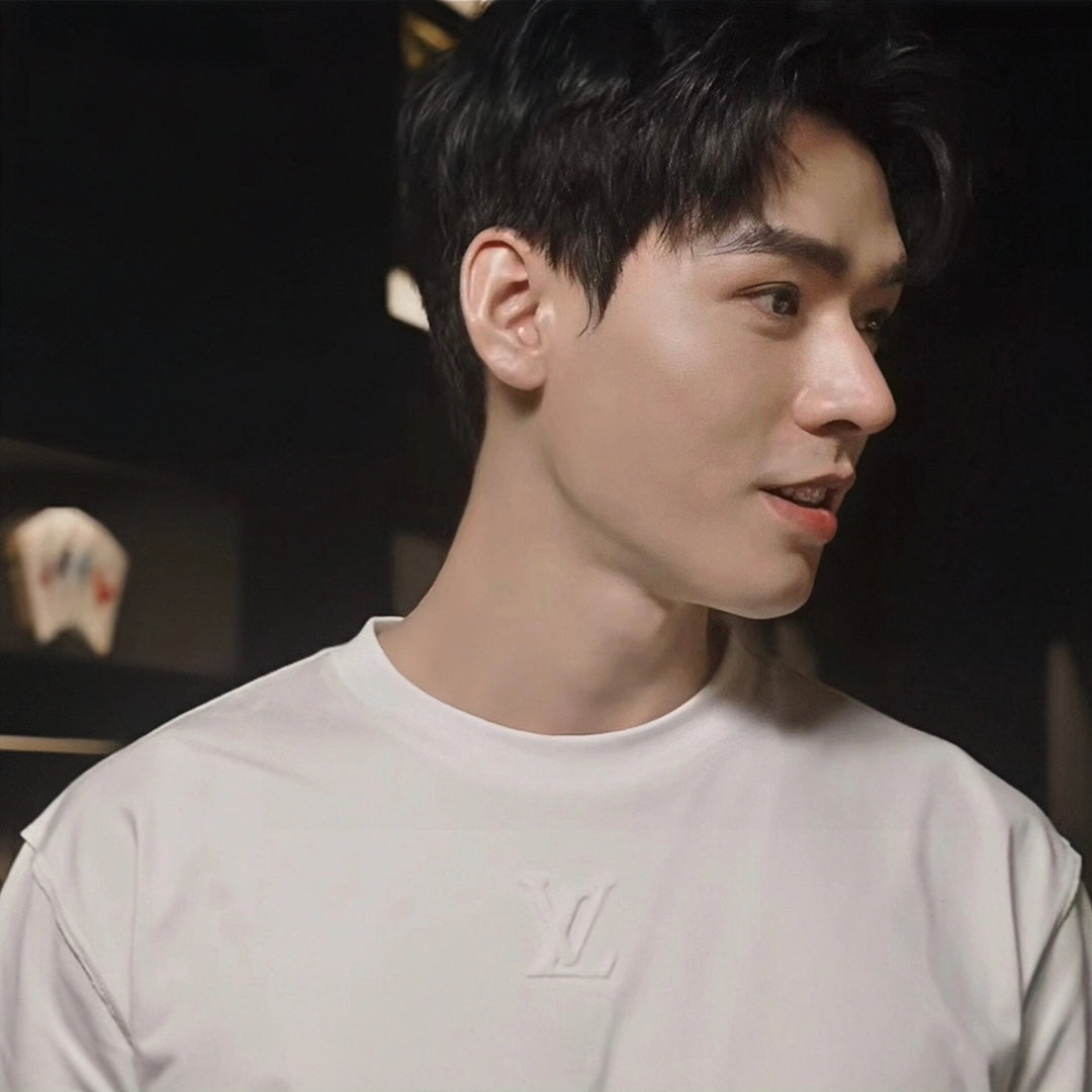 2026 New LY Logo Embossed Short-Sleeved T-Shirt (24019-A10)