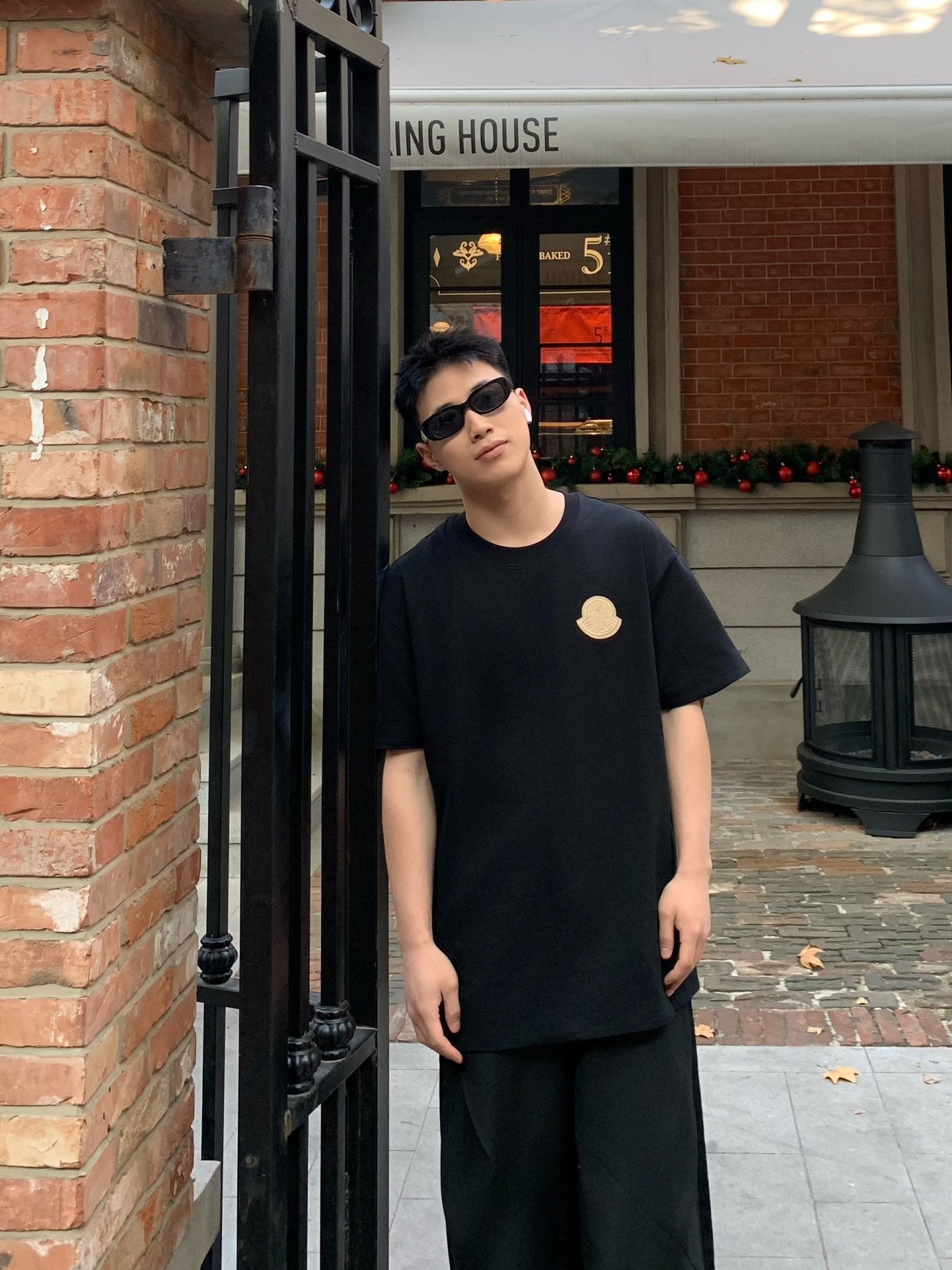 2026 New Mon Reversible Logo Short-Sleeved T-Shirt (25121-A40)