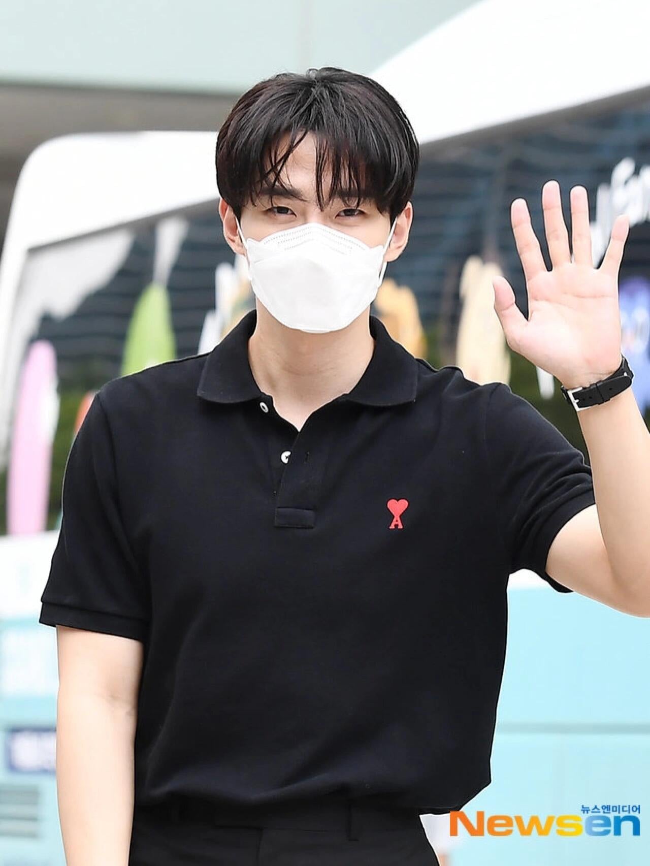 2026 New Heart A Embroidered Polo Shirt (MM030-A40)