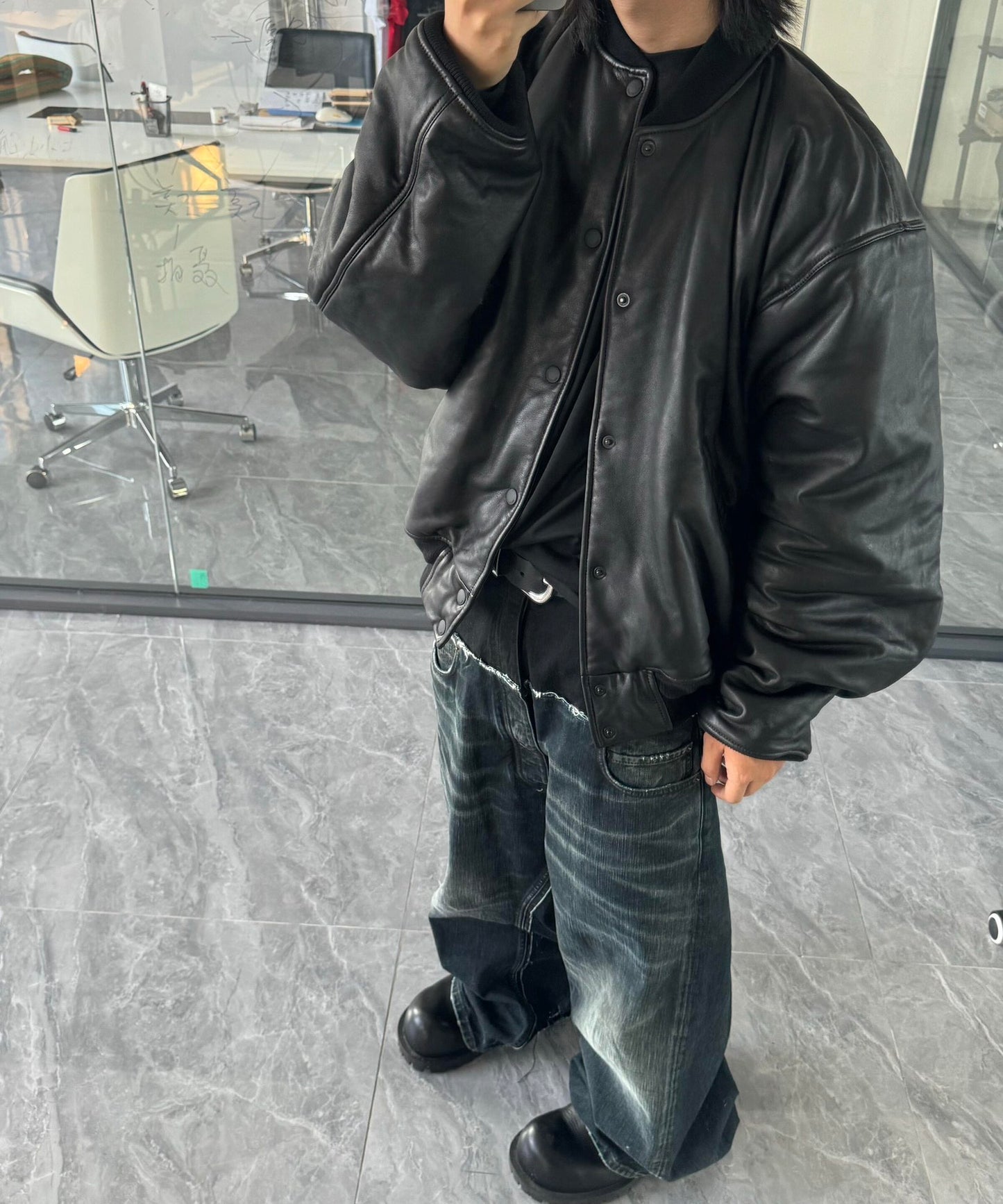 2026 New Balen Patch-Pocket Jeans (MM027-C30)