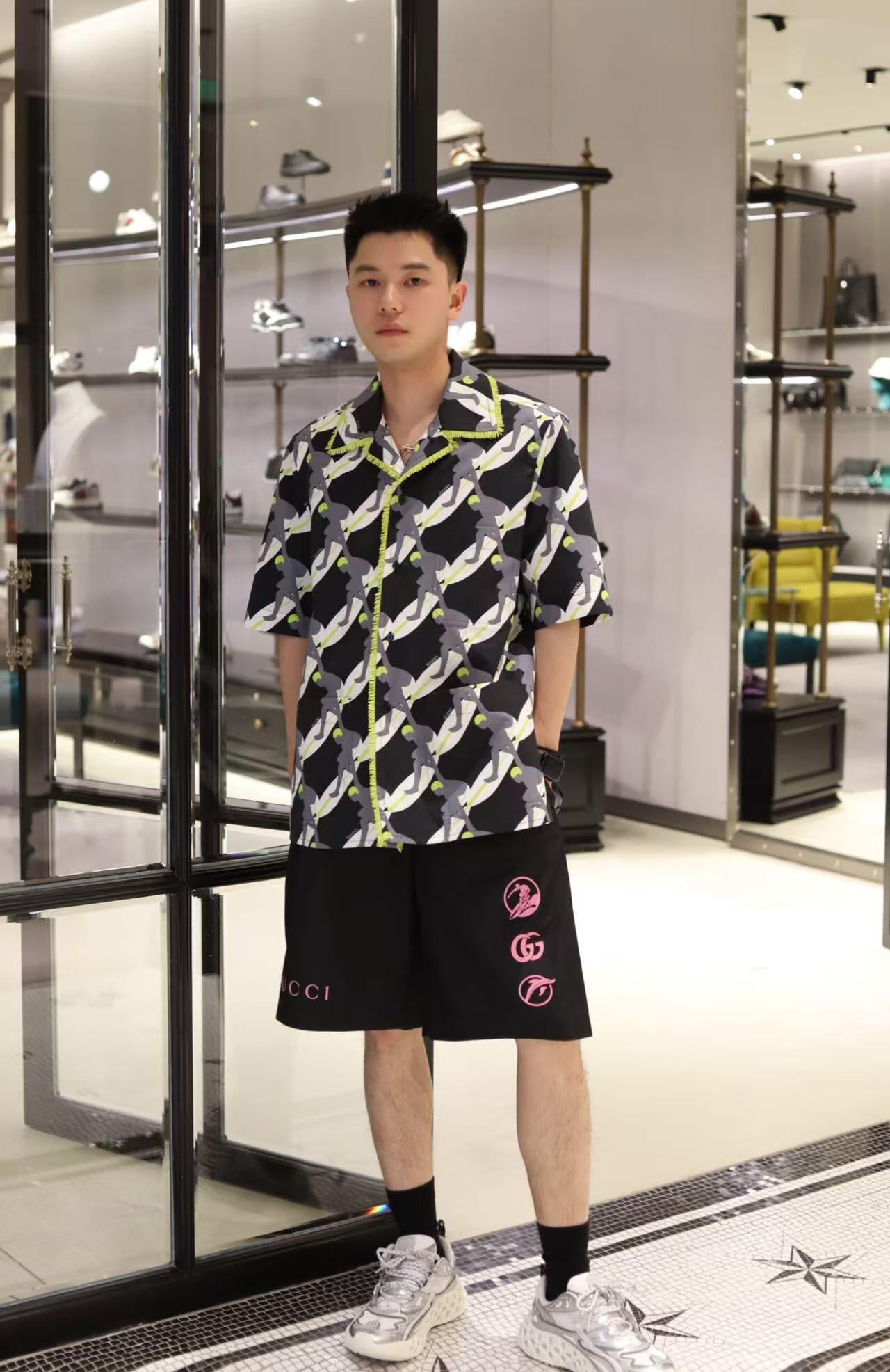 2026 New Arrival: GU Logo Colour-Block Shorts (MM010-A50)