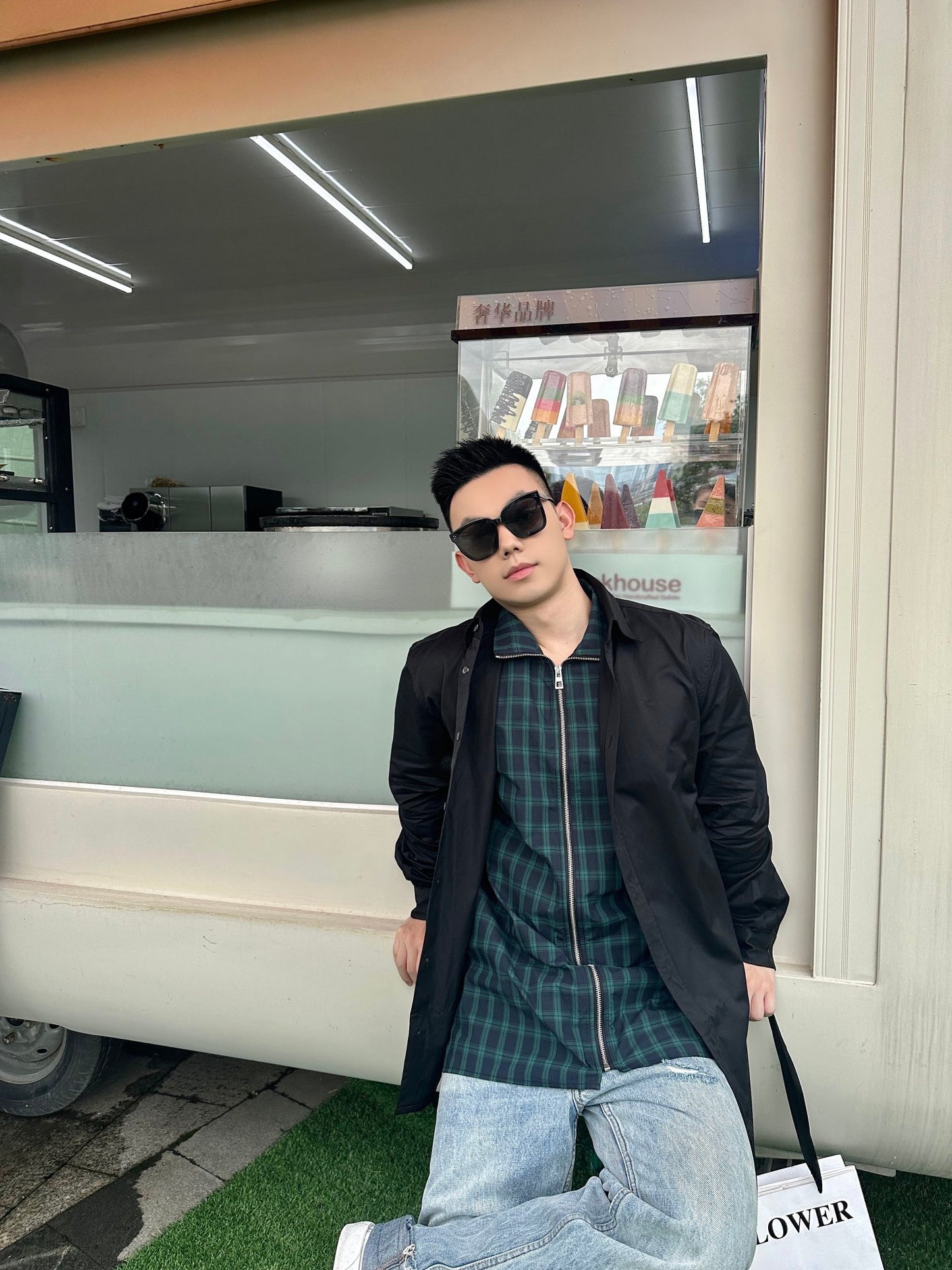 2026 New Way Embroidered Patchwork Zip-Up Jacket (MM064-B75)