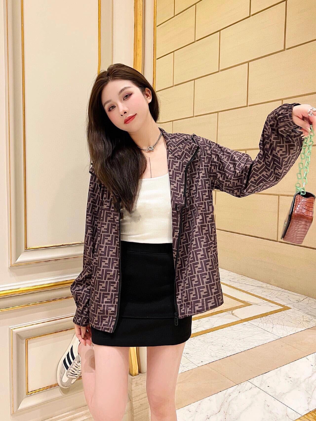 2026 New FF Reversible Hooded Jacket (25197-C00)