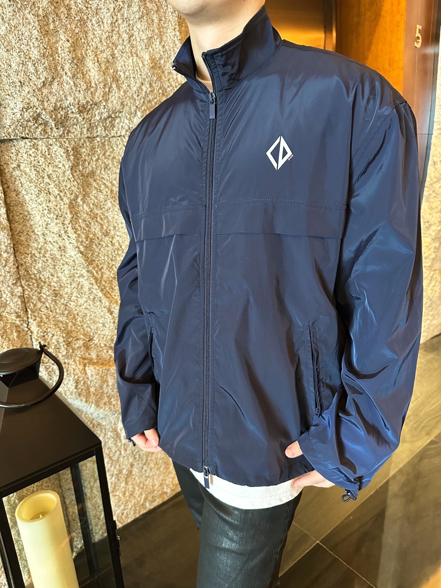 2026 New CD Logo Zip-Up Jacket (MM057-B60)