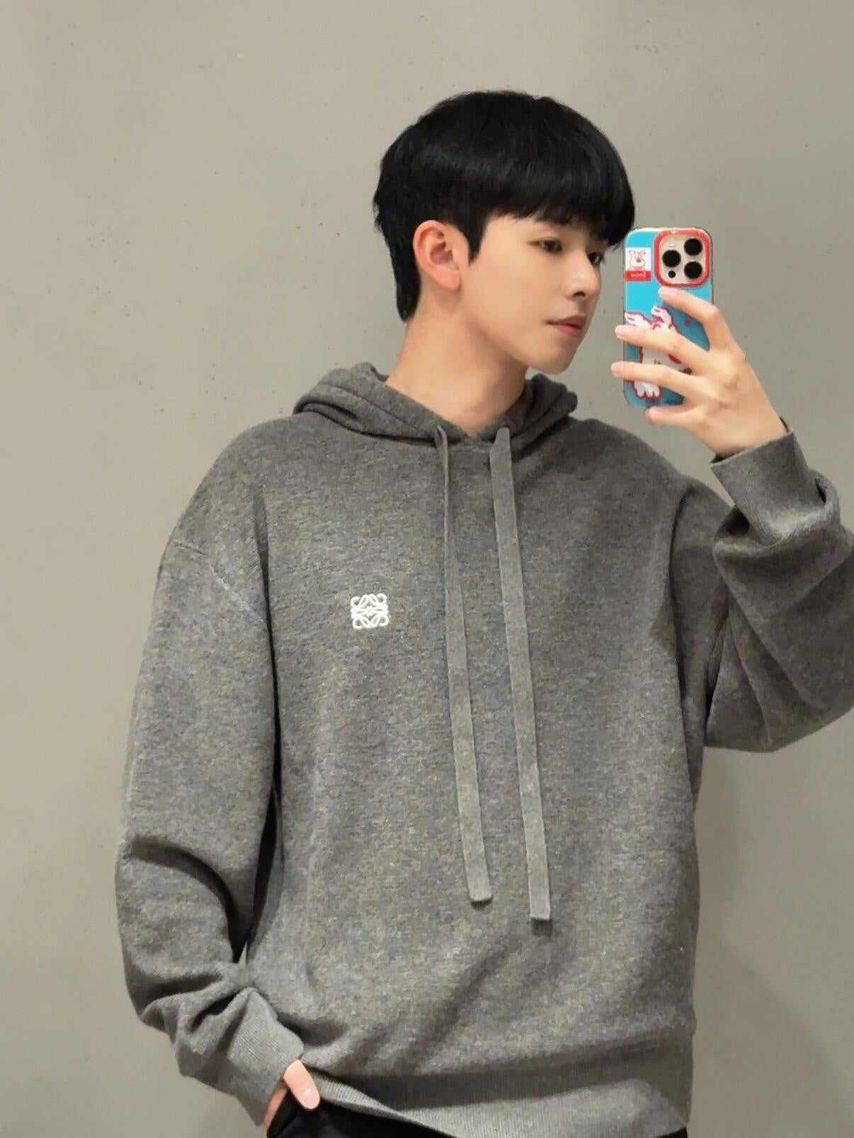 2026 New Way Embroidered Hooded Jumper (25186-B75)