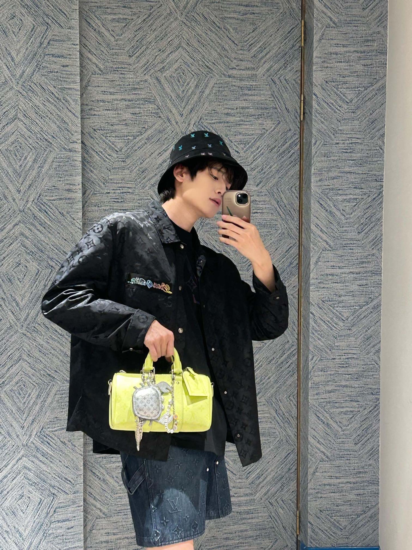 2026 New LY Corrugated Jacquard Jacket-Style Shirt (MM082-B55)