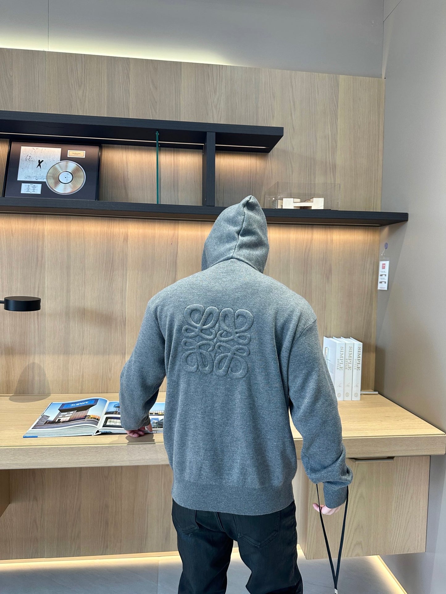 2026 New Style Way Zippered Hooded Sweatshirt (24046-B90)