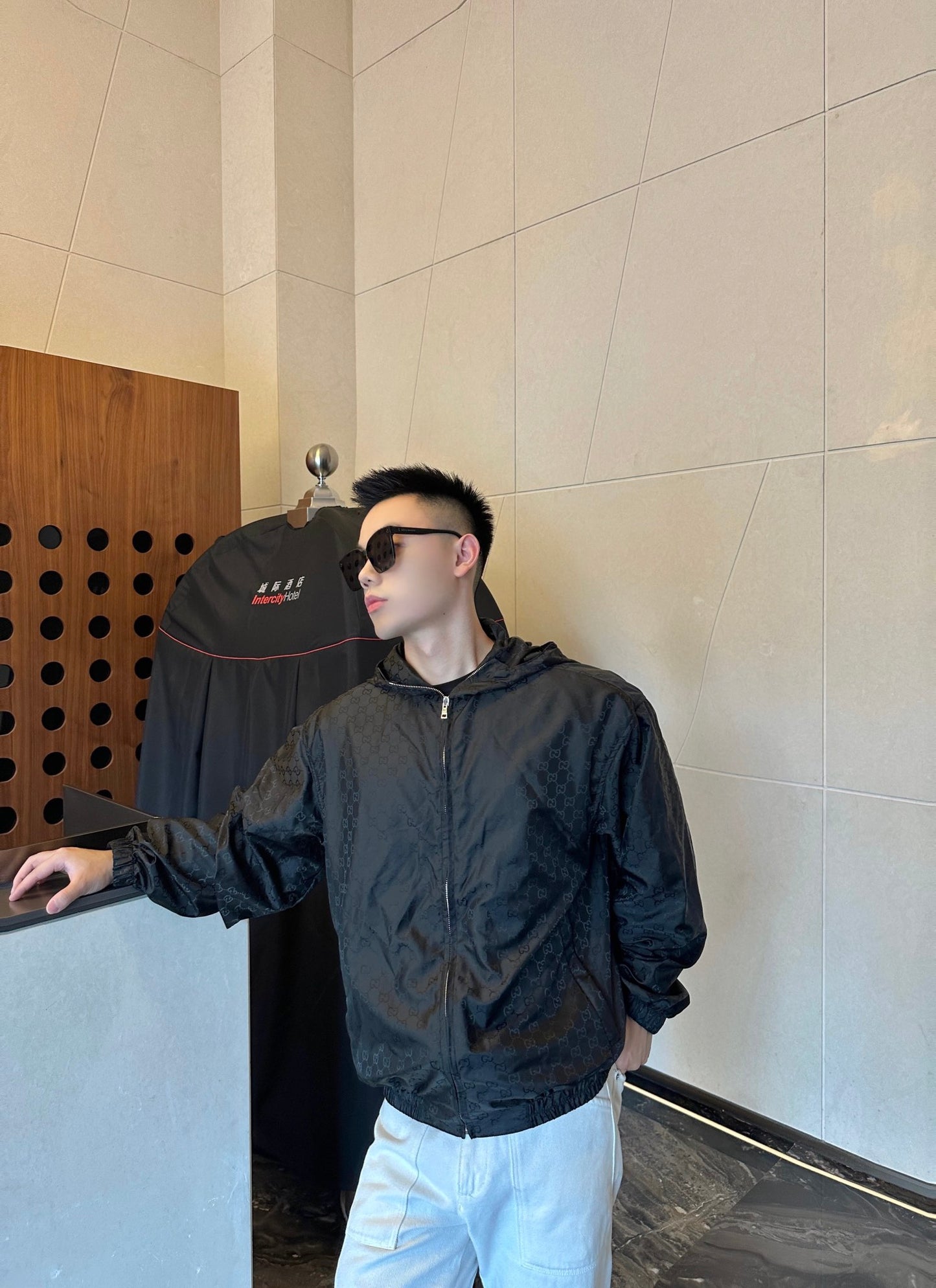 2026 New GU All-Over GG Print Zip Jacket (BB704-C05)