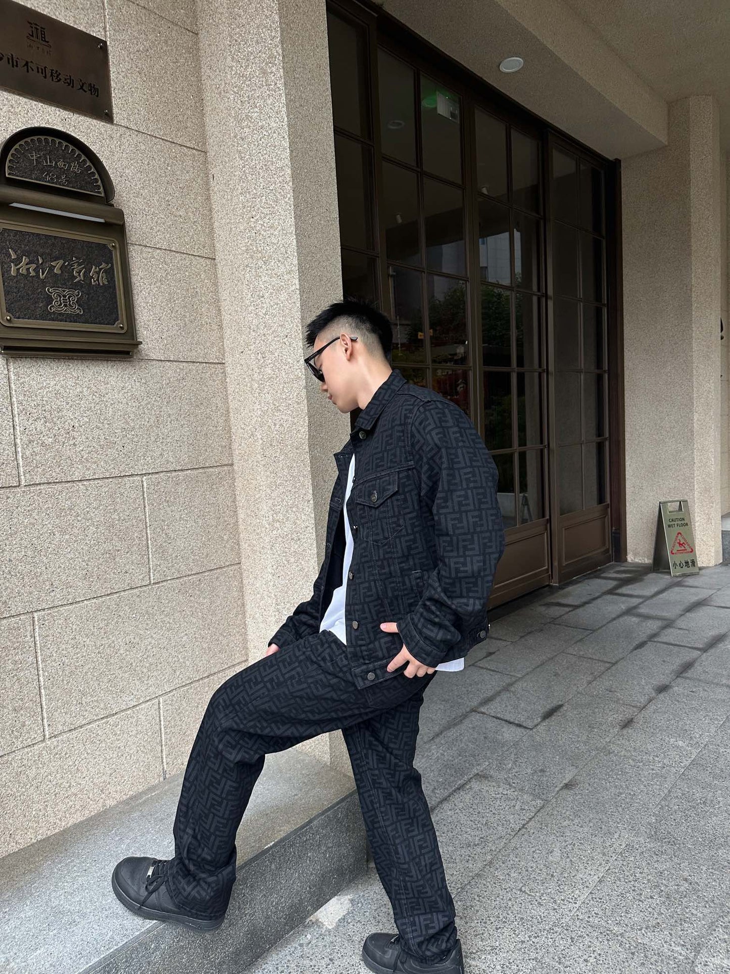 2026 New Arrival: FF All-Over Print Jeans (BB716-B75)