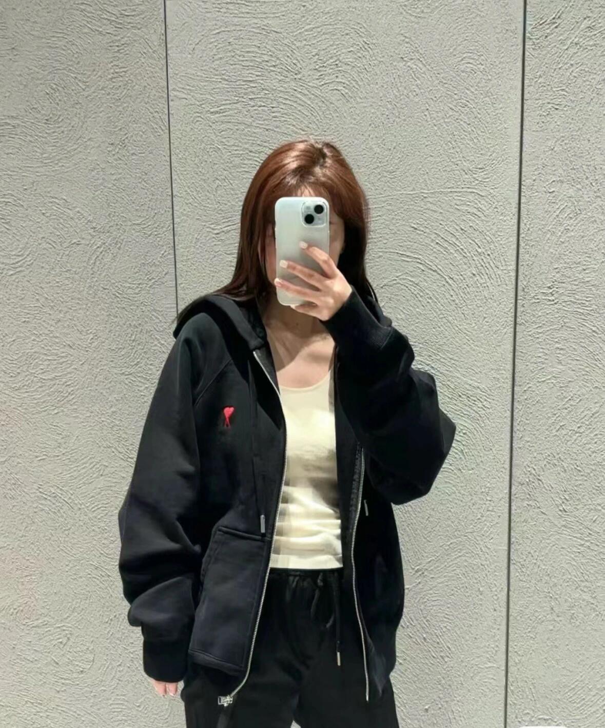 2026 New Heart A Embroidered Heart Zipper Jacket (BB717-B40)