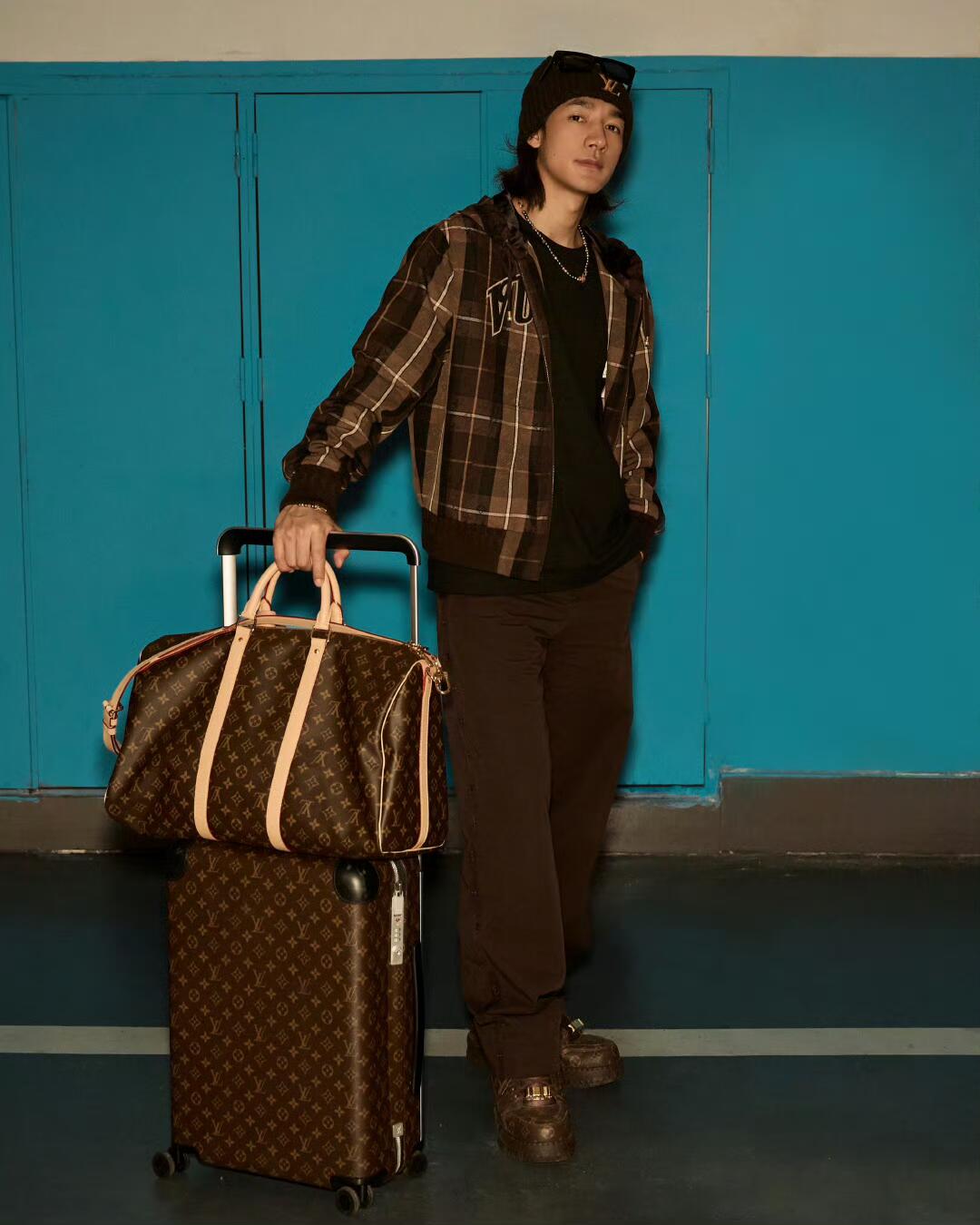 2026 New LY Logo Checked Casual Trousers (BB745-B50)