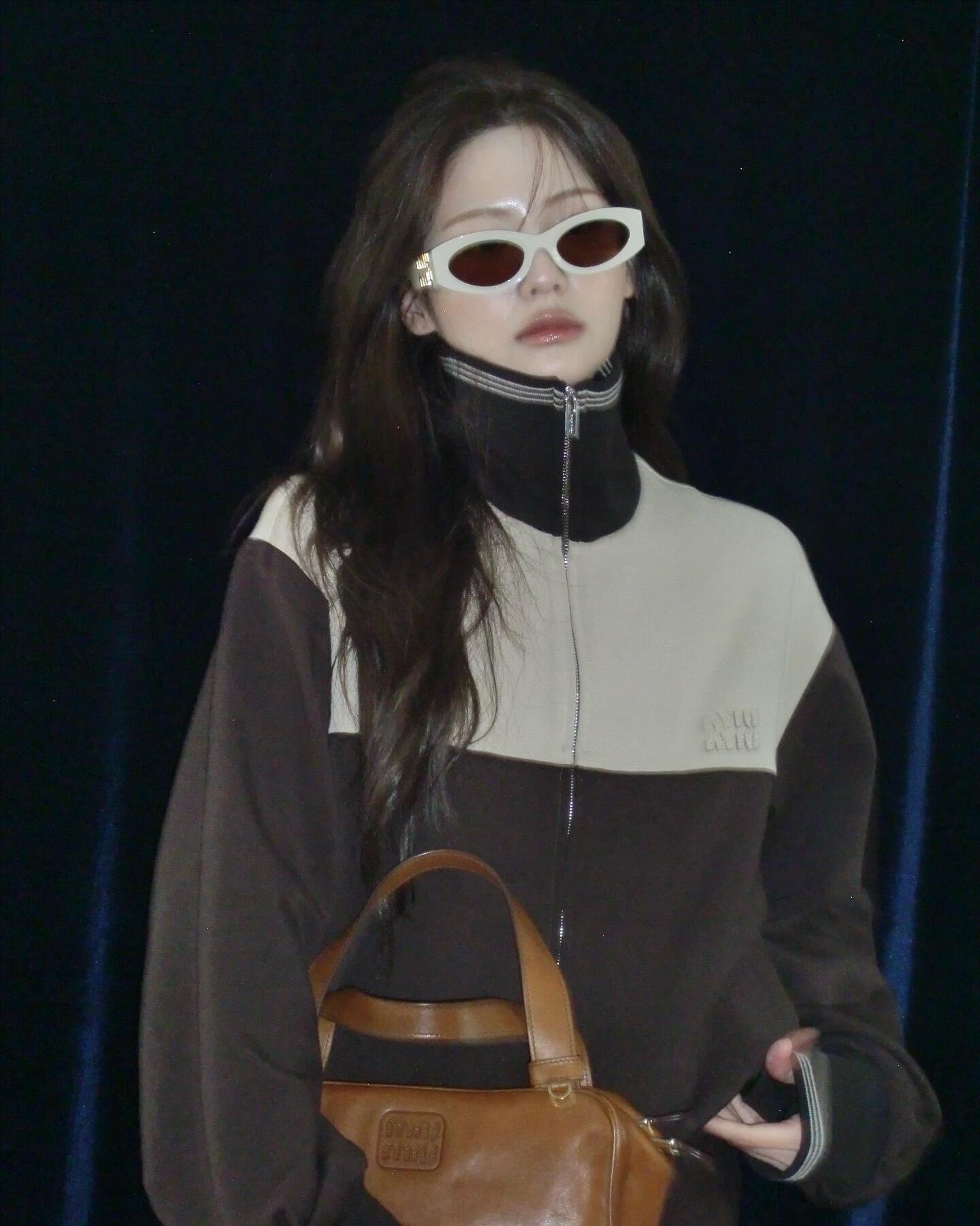 2026 New MM Embroidered Logo Zip Jacket (CC906-C10)