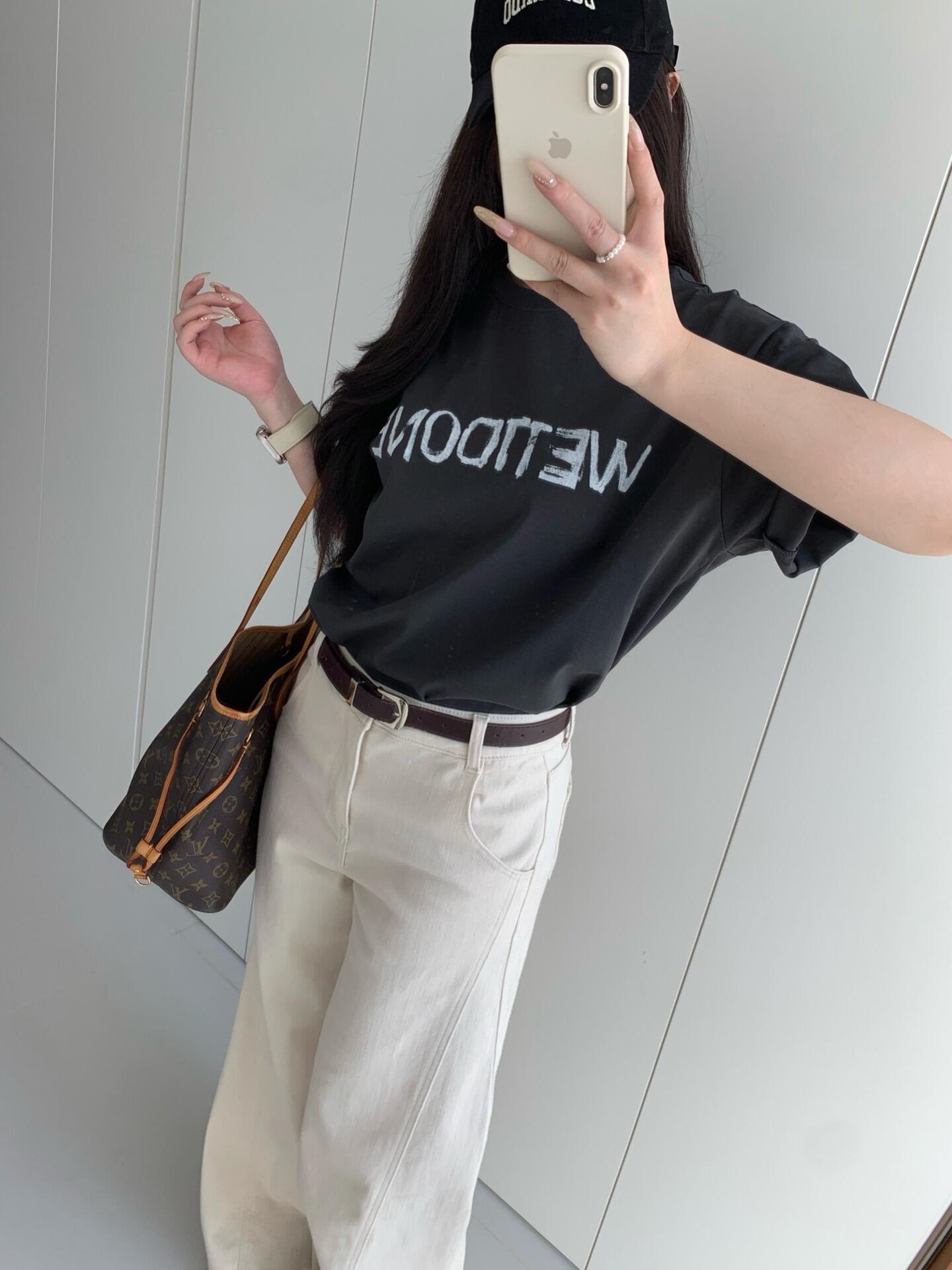 2026 New WE11 Printed Hand-Painted Short-Sleeved Shirt (AA557-A10)