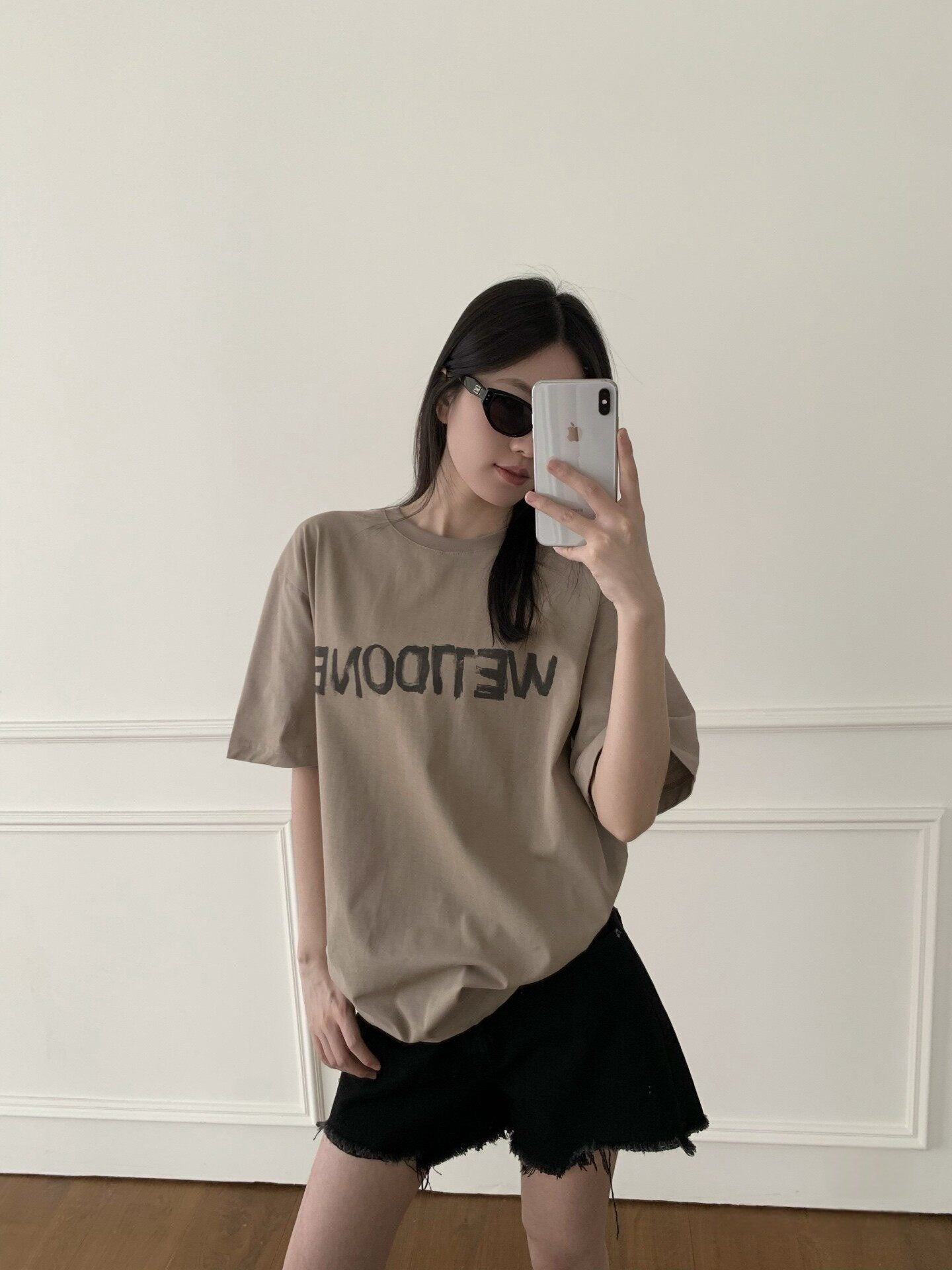 2026 New WE11 Printed Hand-Painted Short-Sleeved Shirt (AA557-A10)