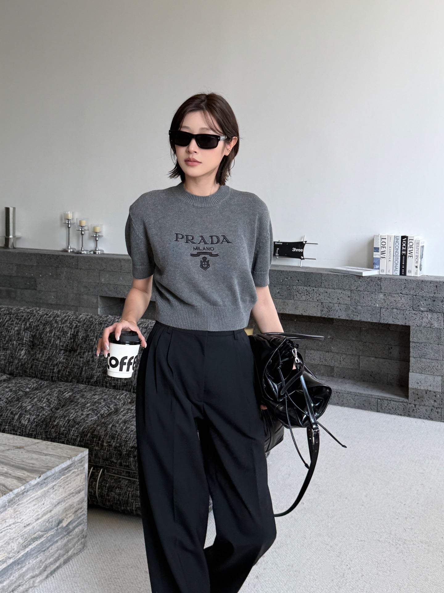 2026 Women’s Triangle Brand Embroidered Cropped Jumper (FF734)