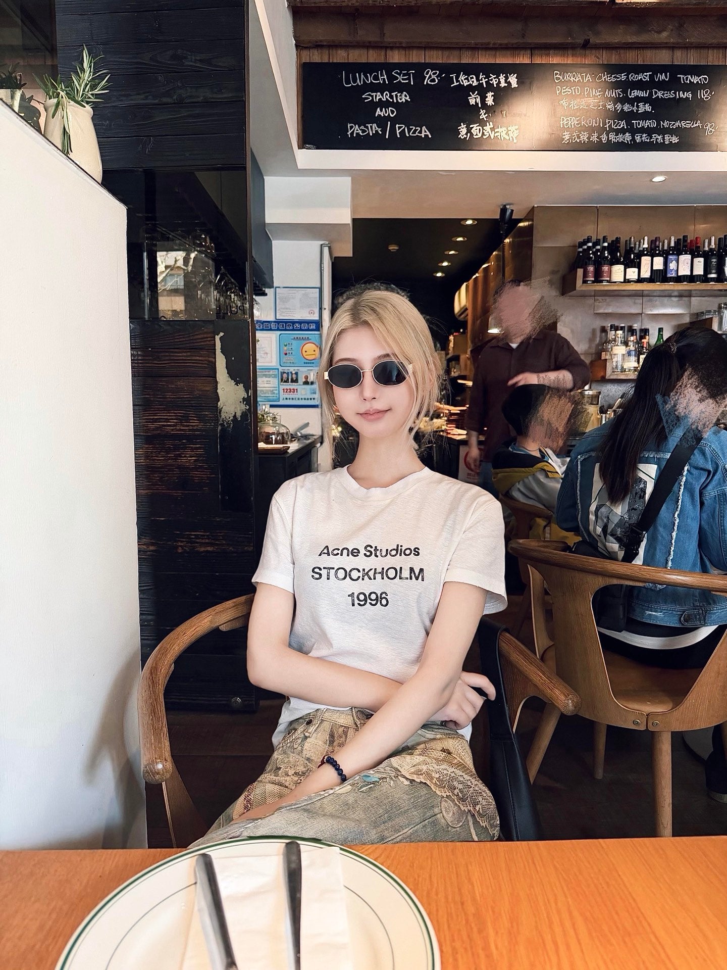 2026 Women’s Acn Short-Sleeved T-Shirt with Screen-Printed Distressed Logo (FF731)