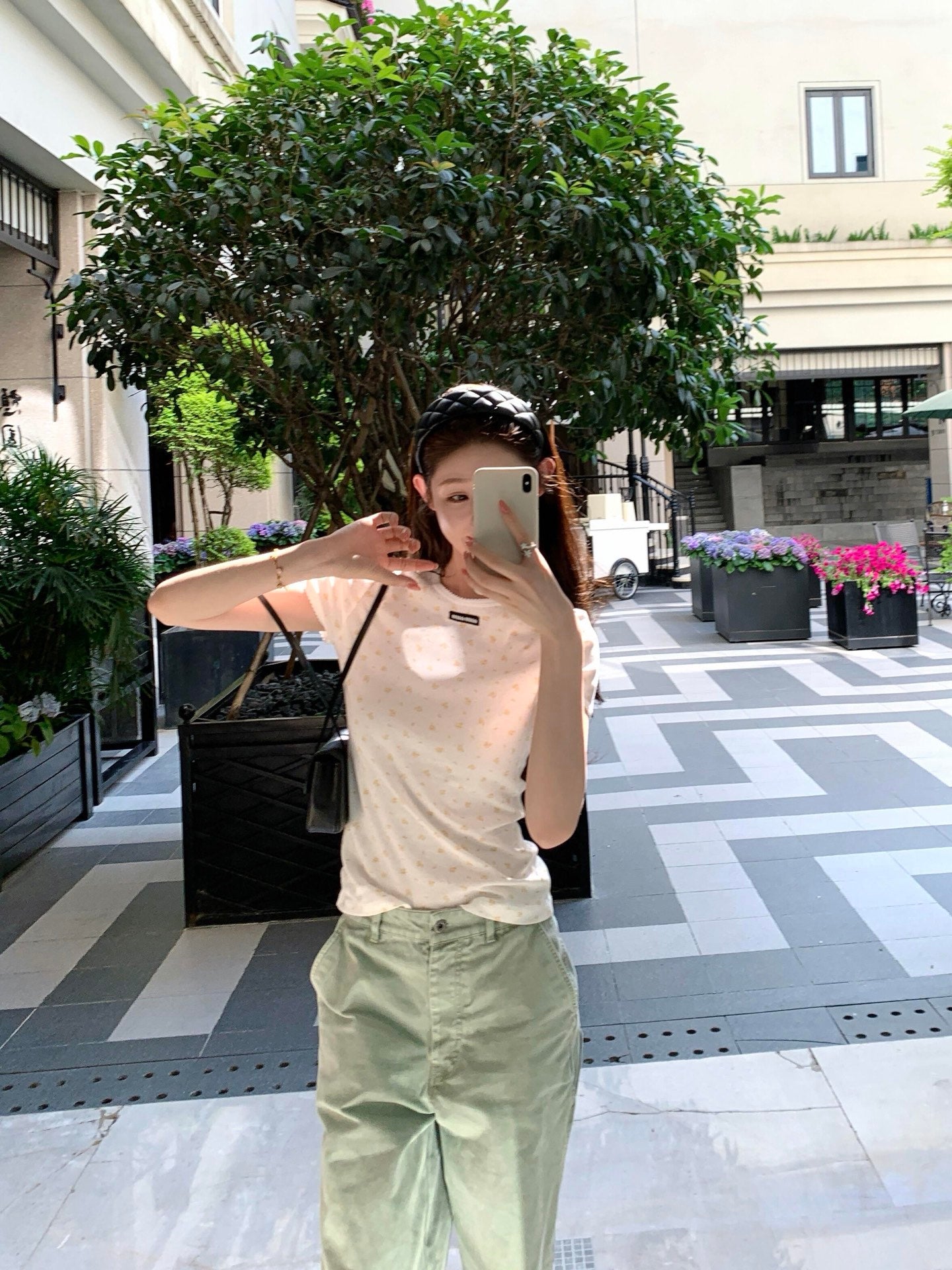2026 Women’s MM Floral Short-Sleeved T-Shirt (FF745)