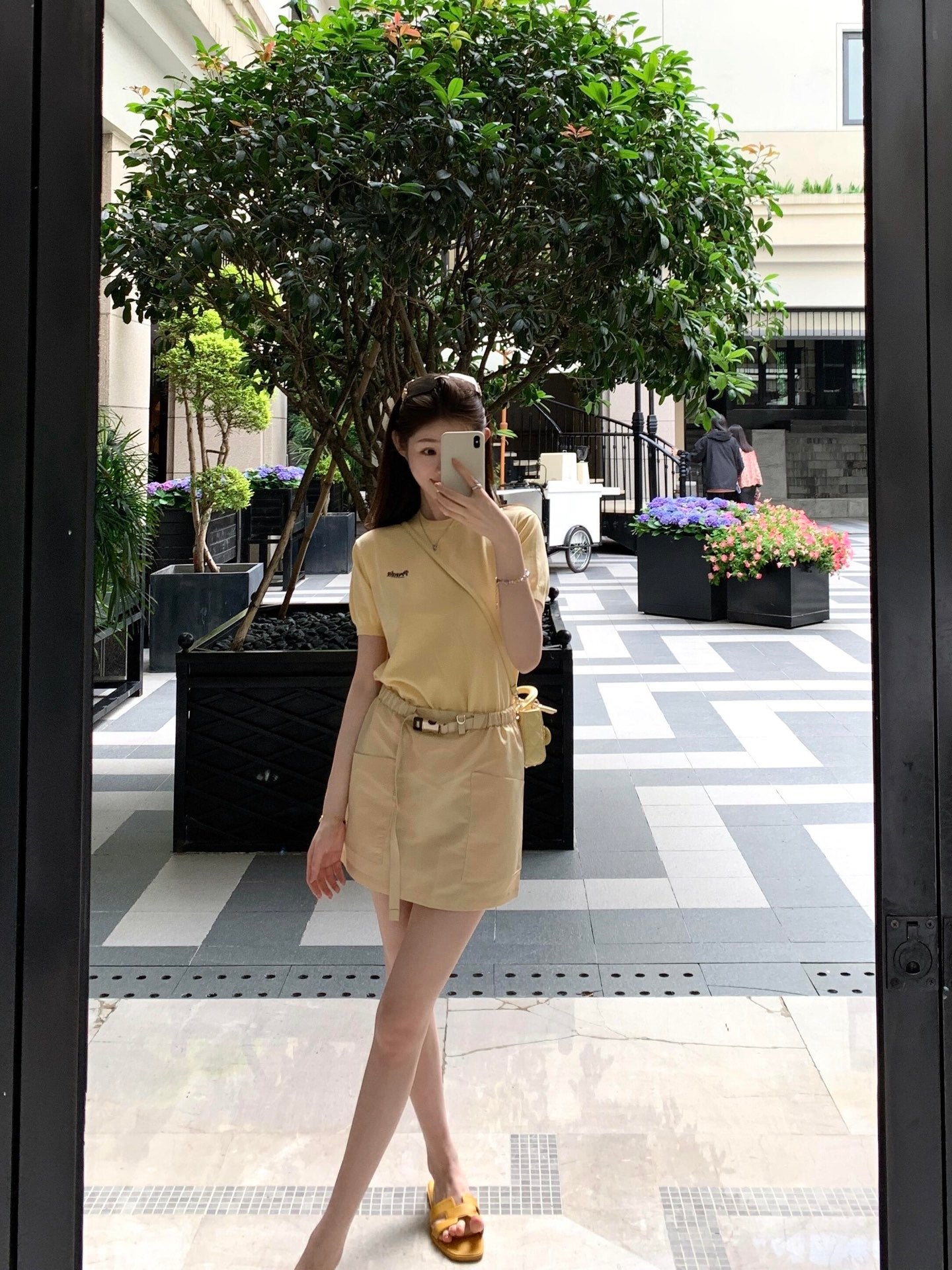 2026 Women’s Triangle Brand Embroidered Short-Sleeved Jumper (DD119)
