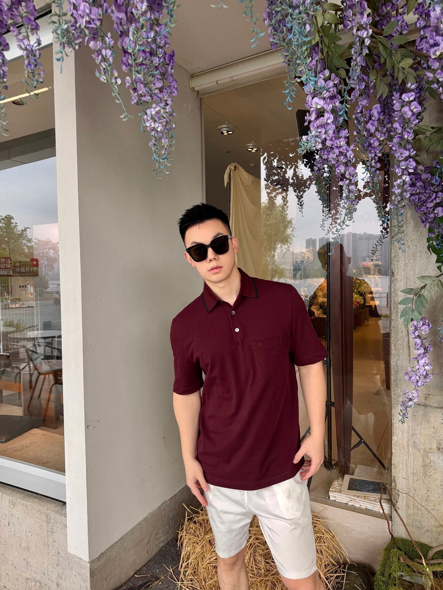 2026 New Saint L Poloshirt mit gestickten Streifen (MM025-A55)
