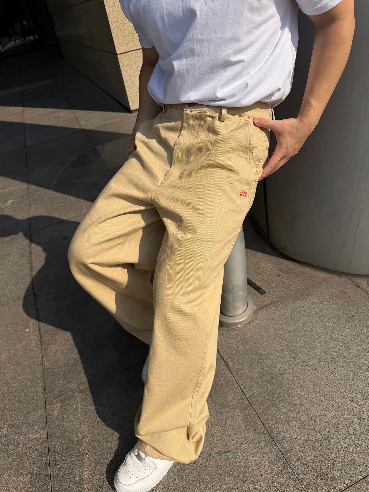 2026 New Style Way Embroidered Leather Pants (BB915-B50)