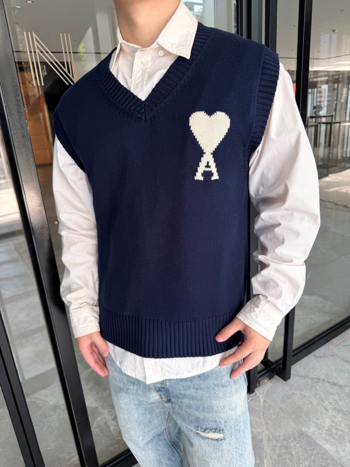 2026 New Triangle Brand Besticktes Poloshirt aus Wollmischung mit Reißverschluss vorne (25127-A70)