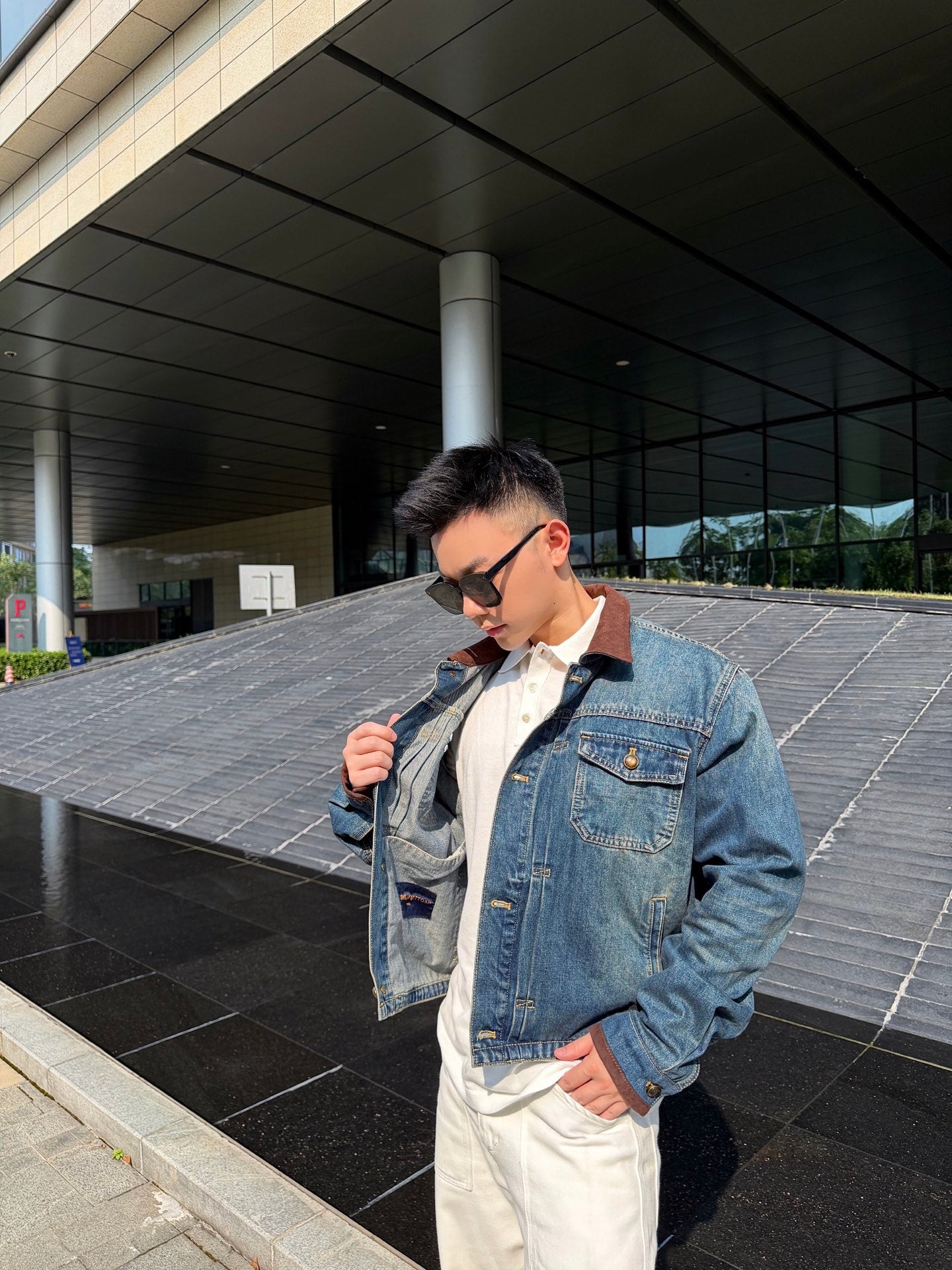 2026 New Model LY Leather Detail Denim Jacket (BB872-C25)