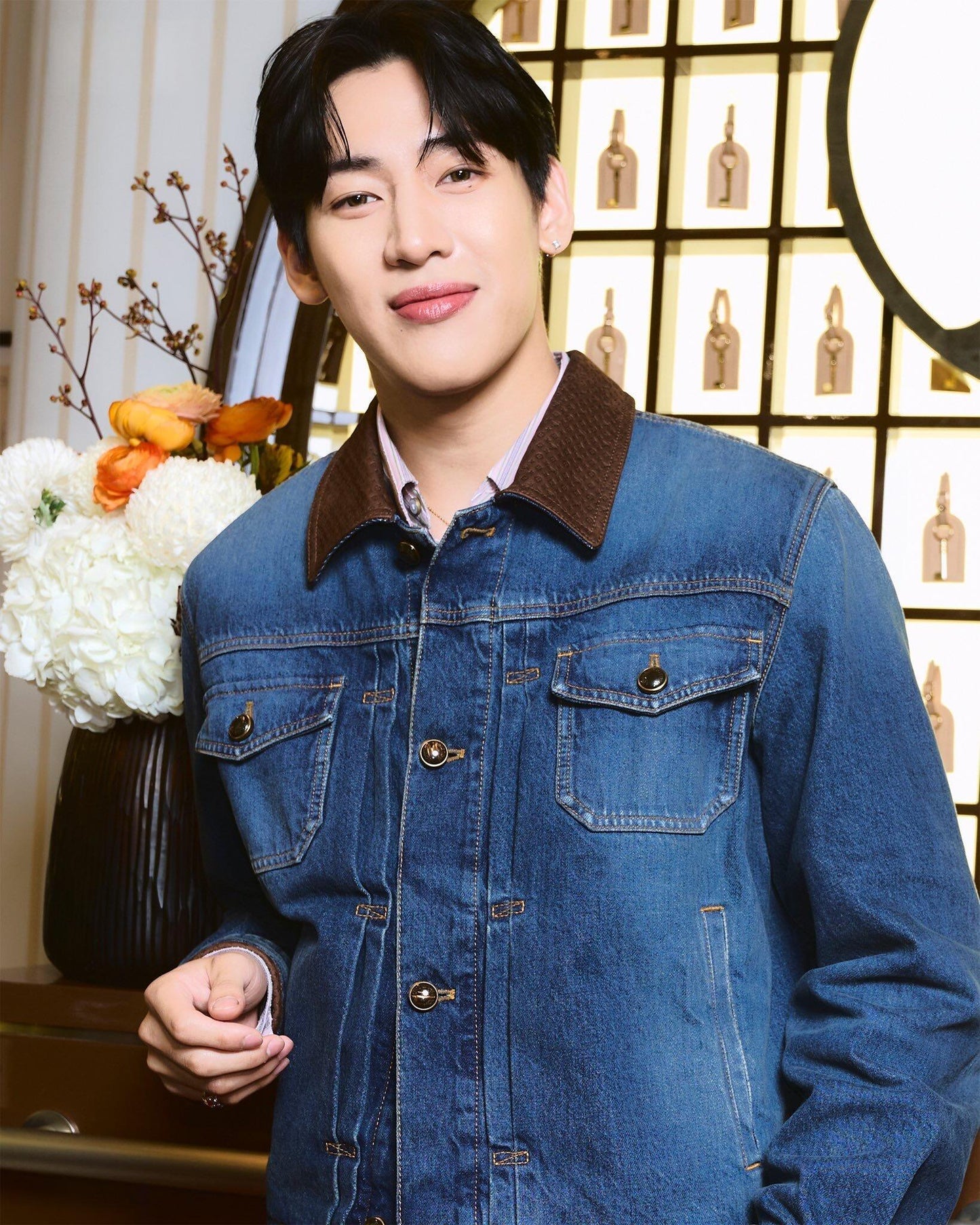 2026 New Model LY Leather Detail Denim Jacket (BB872-C25)