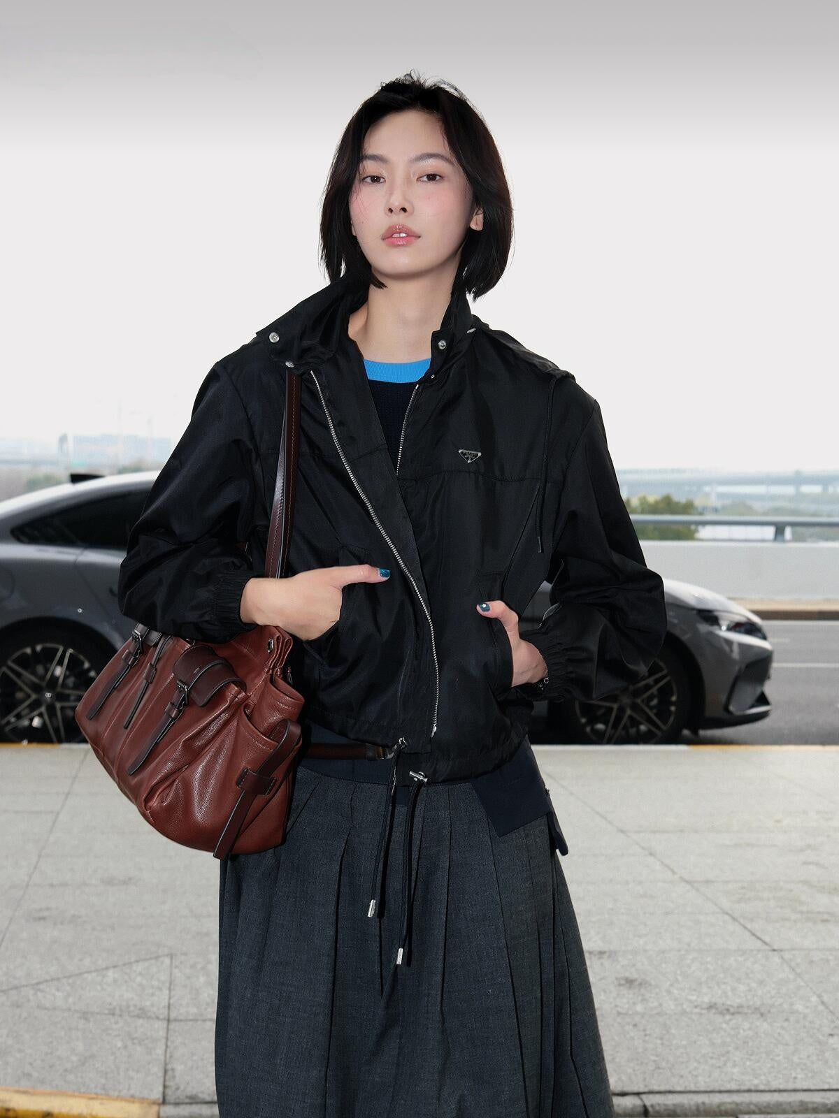 2026 Women's Triangle Brand Hooded Zip-Up Coat (DD169)