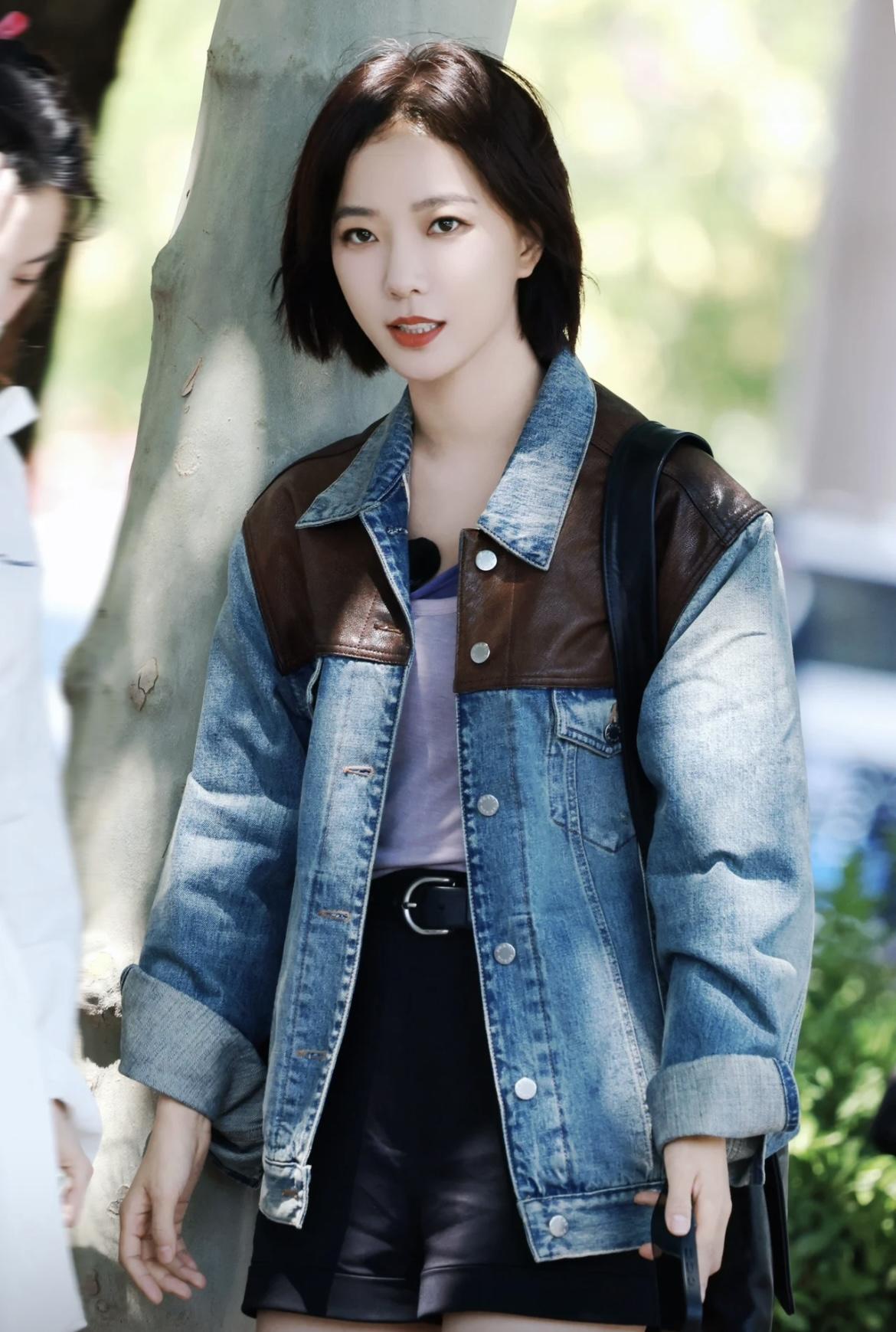 2026 New Model Triangle Brand Leather Denim Jacket (25278-C65)