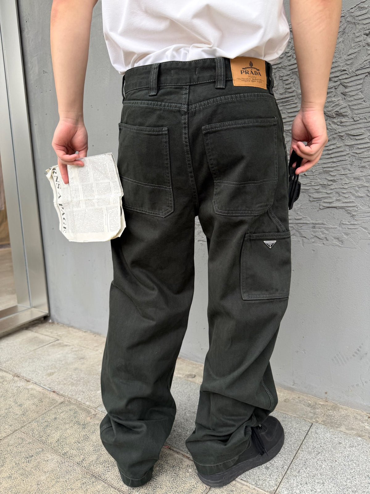 2026 New Model Triangle Brand Denim Jeans (CC7018-B75)