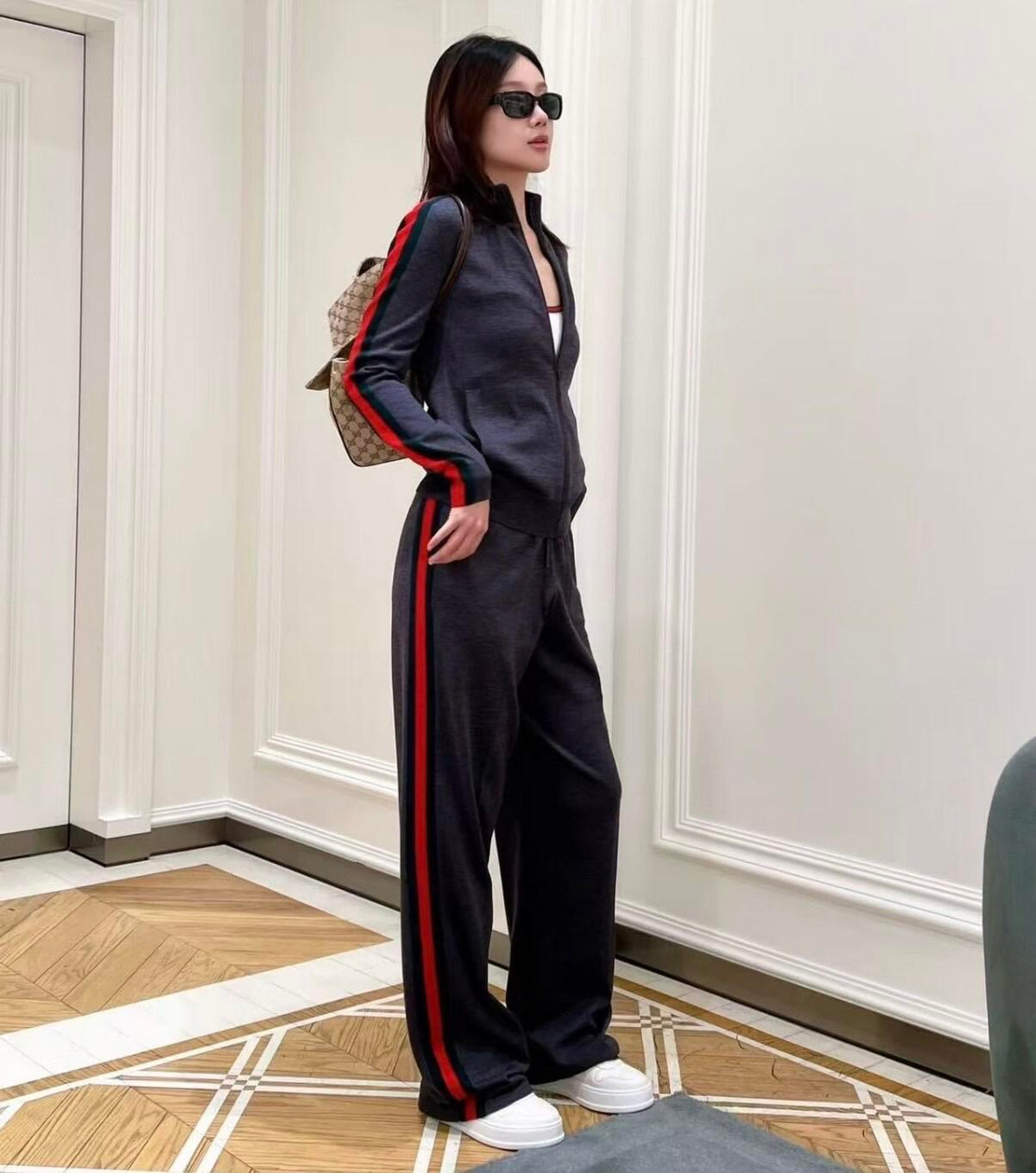 2026 Women's GU Color-Matched Striped Wool Pants (DD205)