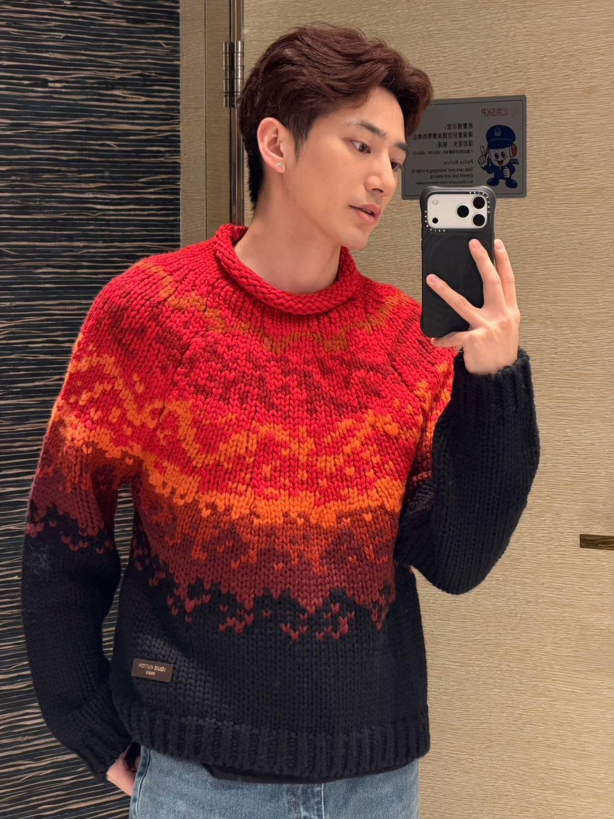 2026 New Model LY Logo Volcano Plaid Sweater (AA1019-C00)
