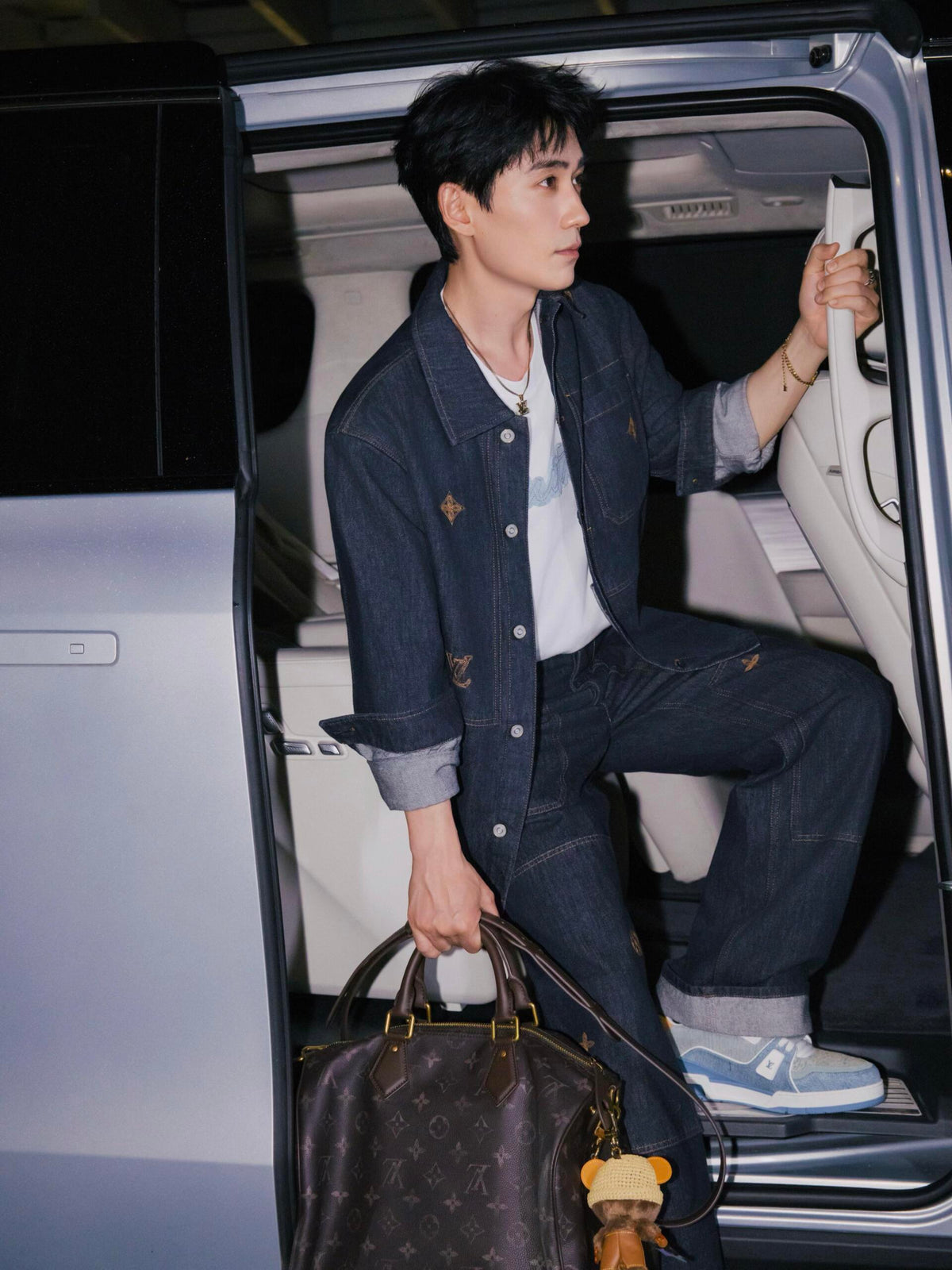 2026 New Model LY Embroidered Logo Denim Jacket (BB4050-C00)