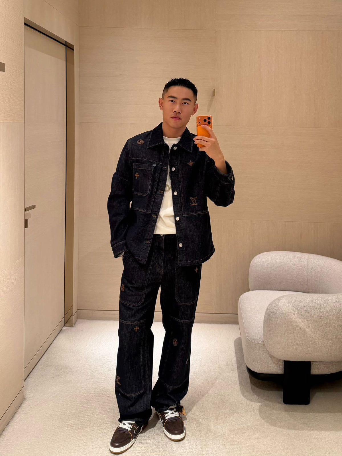 2026 New Model LY Embroidered Logo Denim Jacket (BB4050-C00)