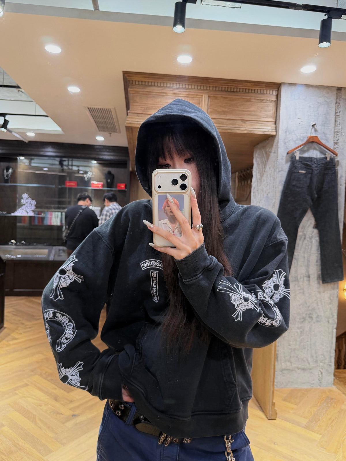2026 New Model CH Logo Washed Antique Hoodie (AA1051-B35)