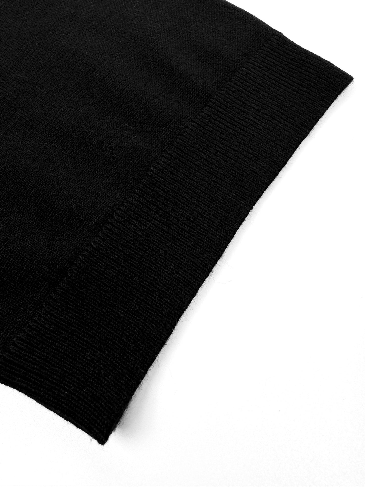 2026 New Triangle Brand Embroidered Collar Polo Shirt (25210-A70)