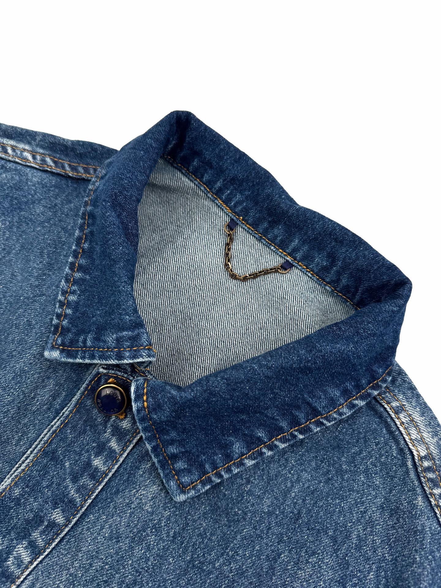 2026 New LY Gradient Logo Jacket (BB725-C40)