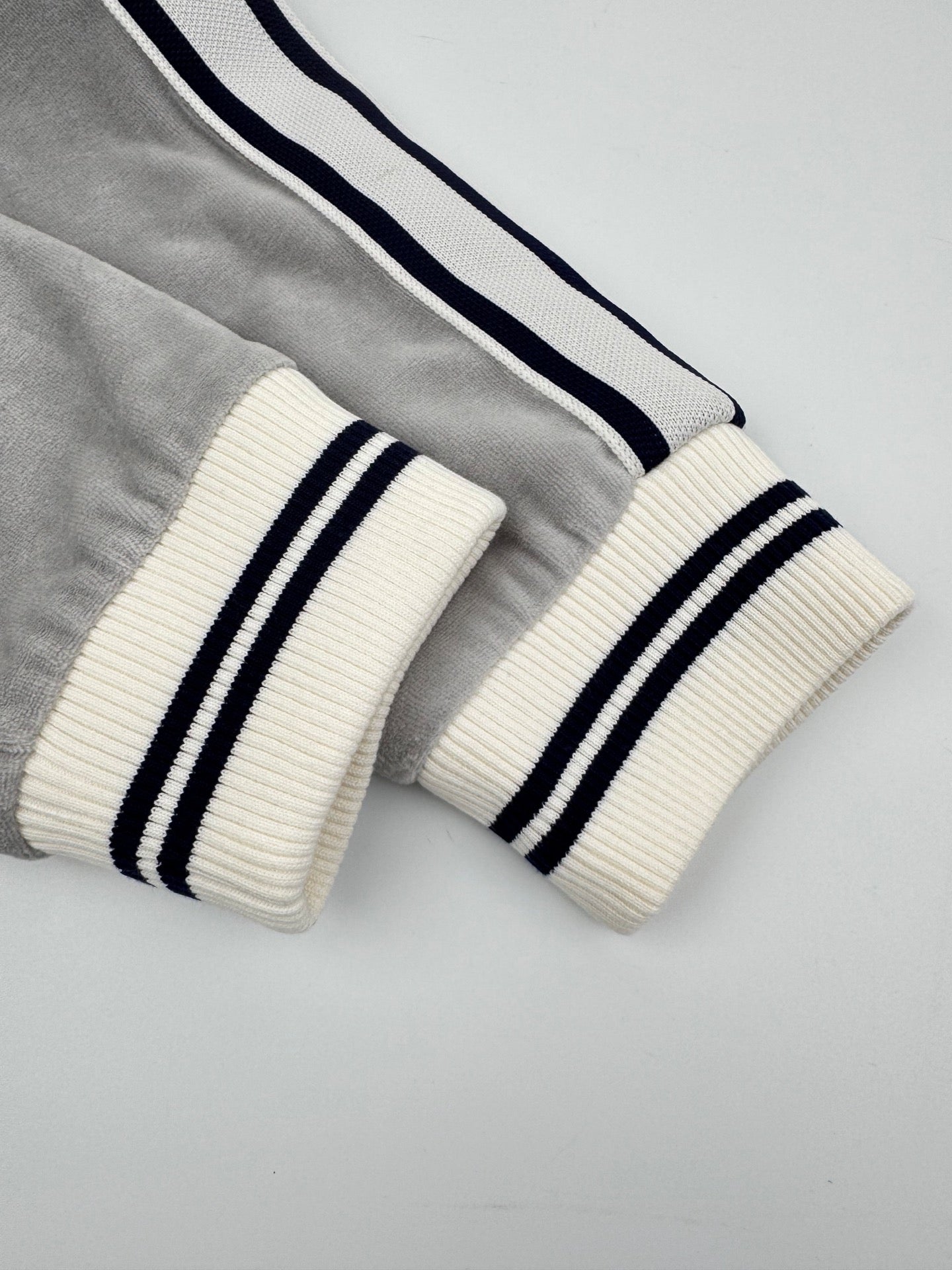 2026 New Ce Arc de Triomphe Embroidered Jacket (BB724-B70)