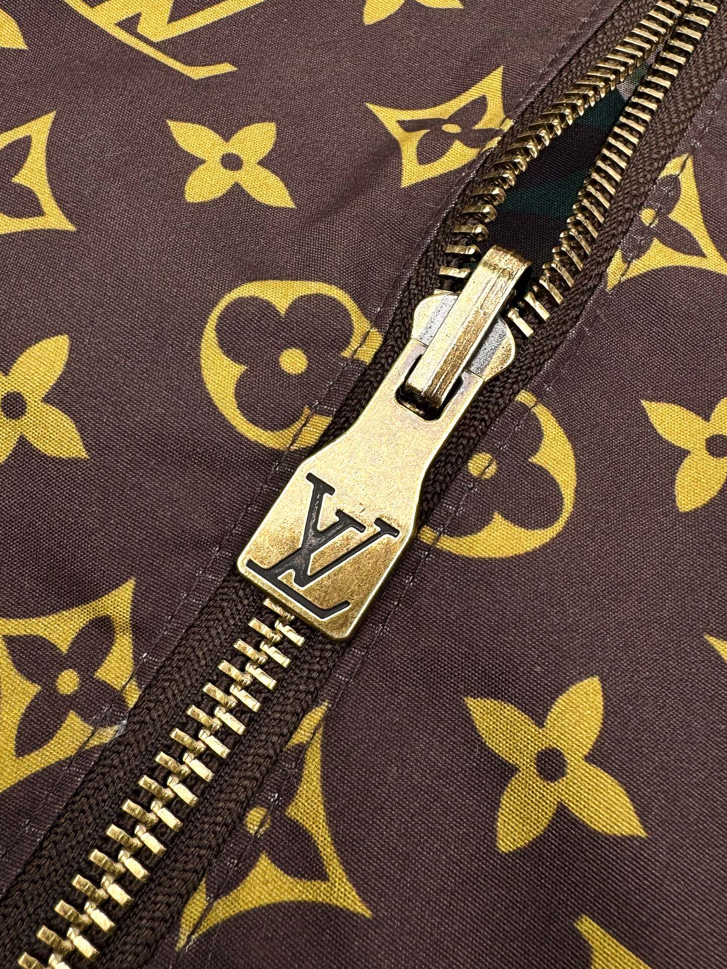 2026 New LY Logo Reversible Jacket (BB723-C20)