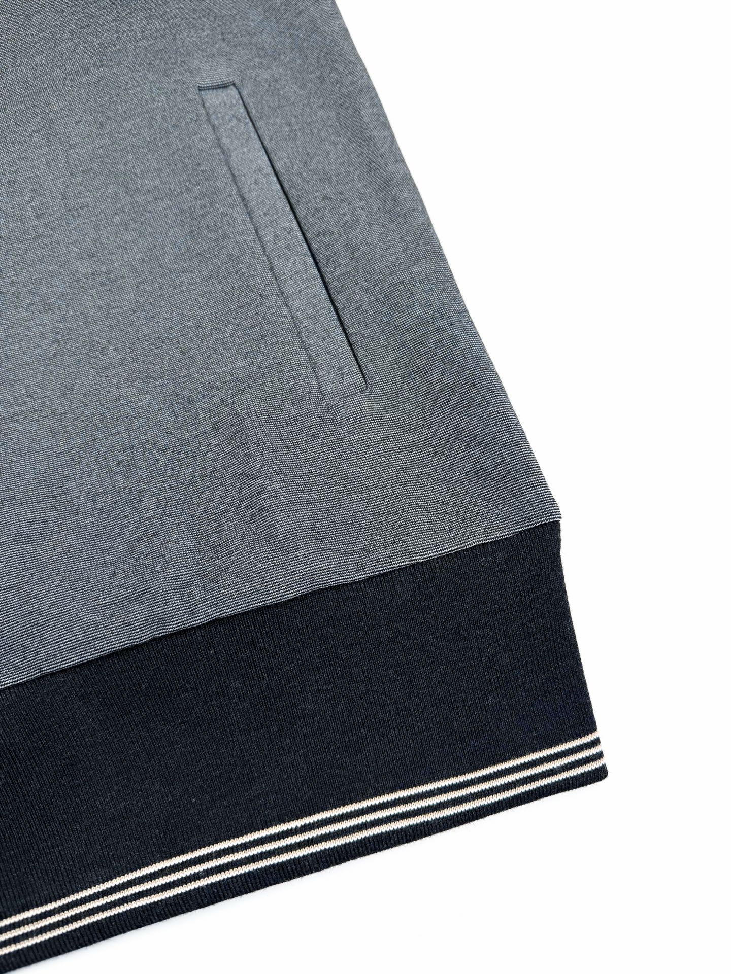 2026 New MM Embroidered Logo Zip Jacket (CC906-C10)