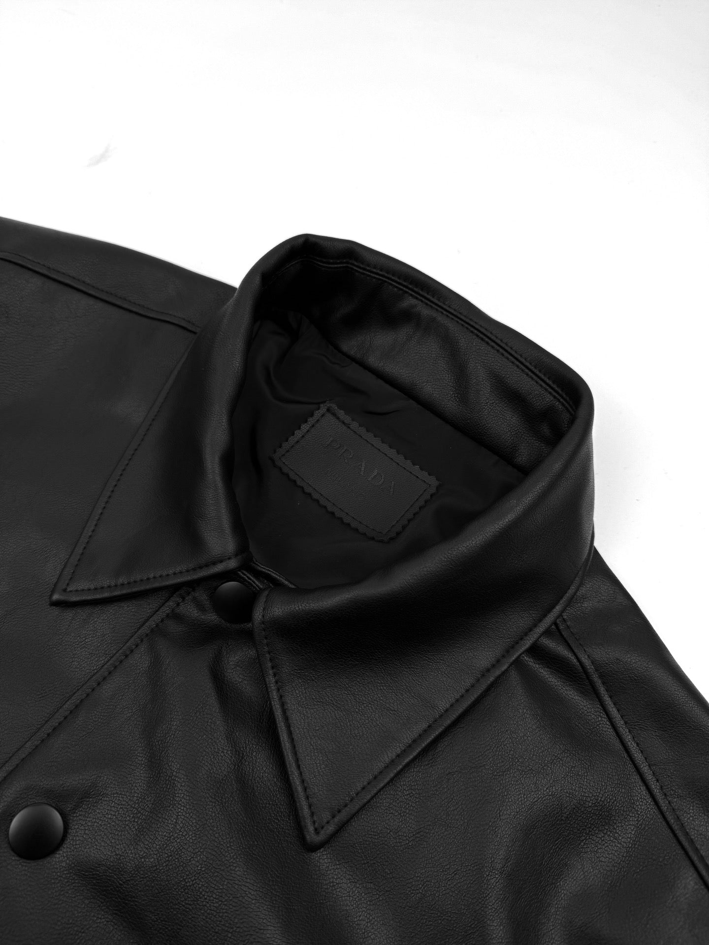 2026 New Triangle Brand Single-Breasted Leather Jacket (25294-C00)