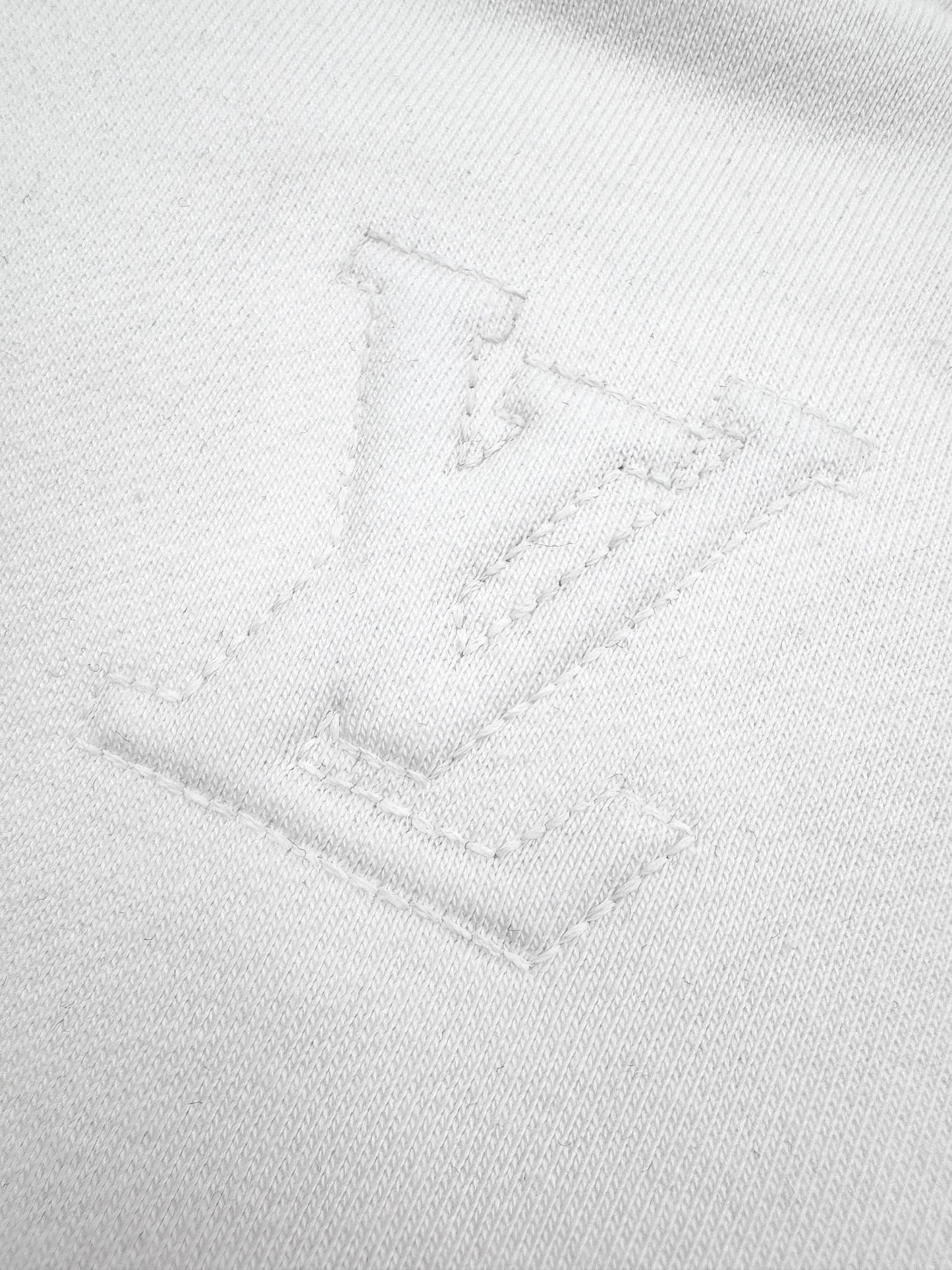 2026 New LY Logo Embossed Hooded Sweatshirt (25319-B10)