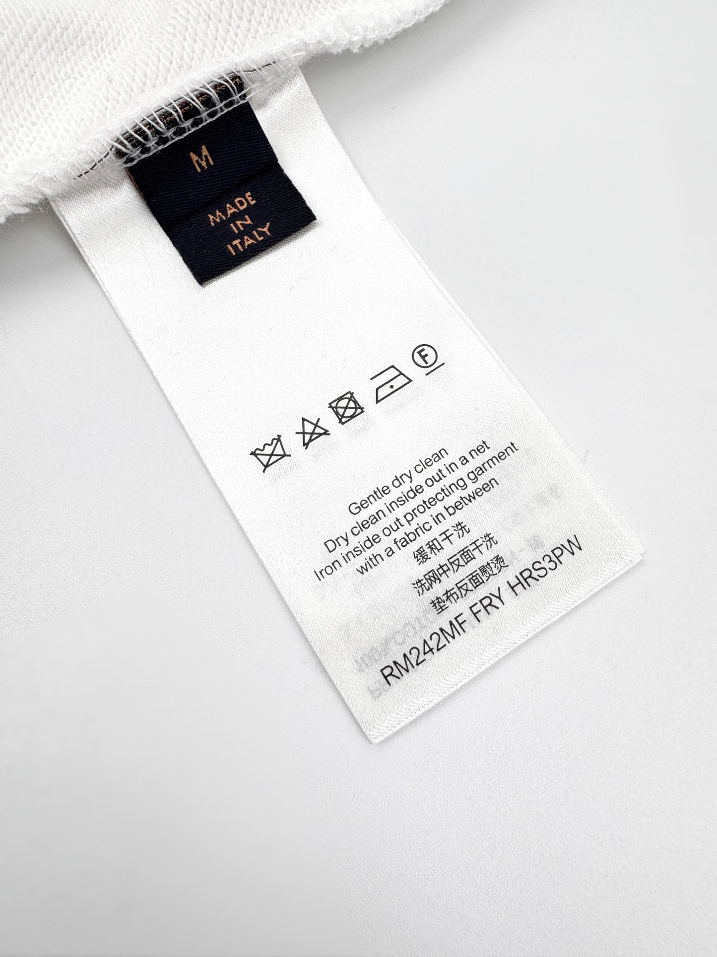 2026 New LY Logo Embossed Hooded Sweatshirt (25319-B10)