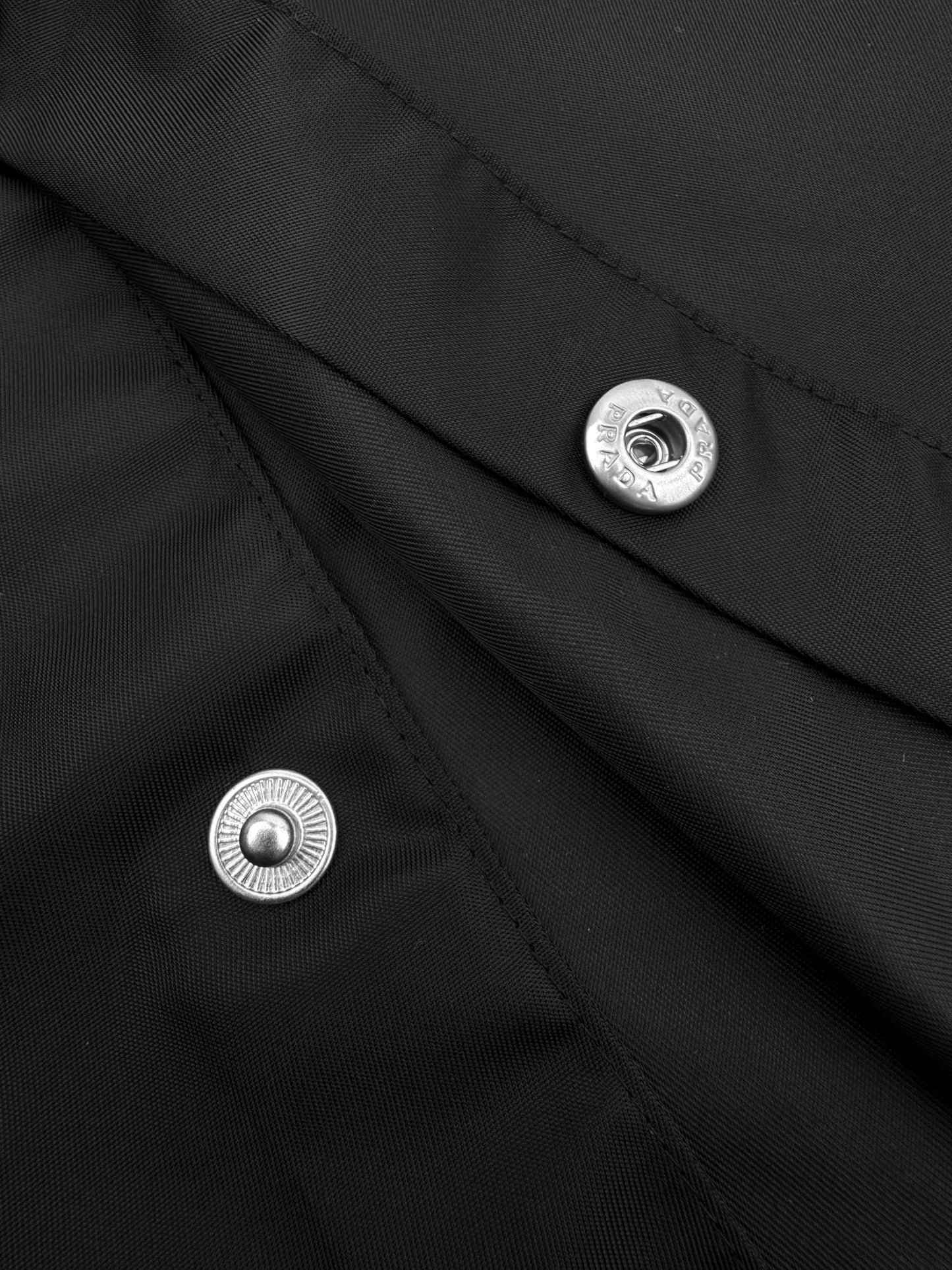 2026 New Triangle Brand Nylon Shirt (MM069-B40)