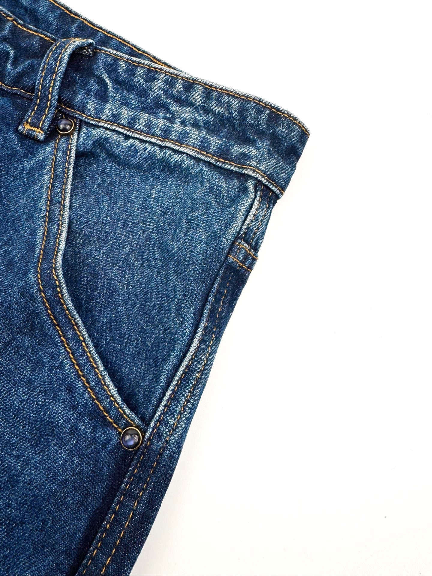2026 New LY Gradient Logo Jeans (BB730-B95)