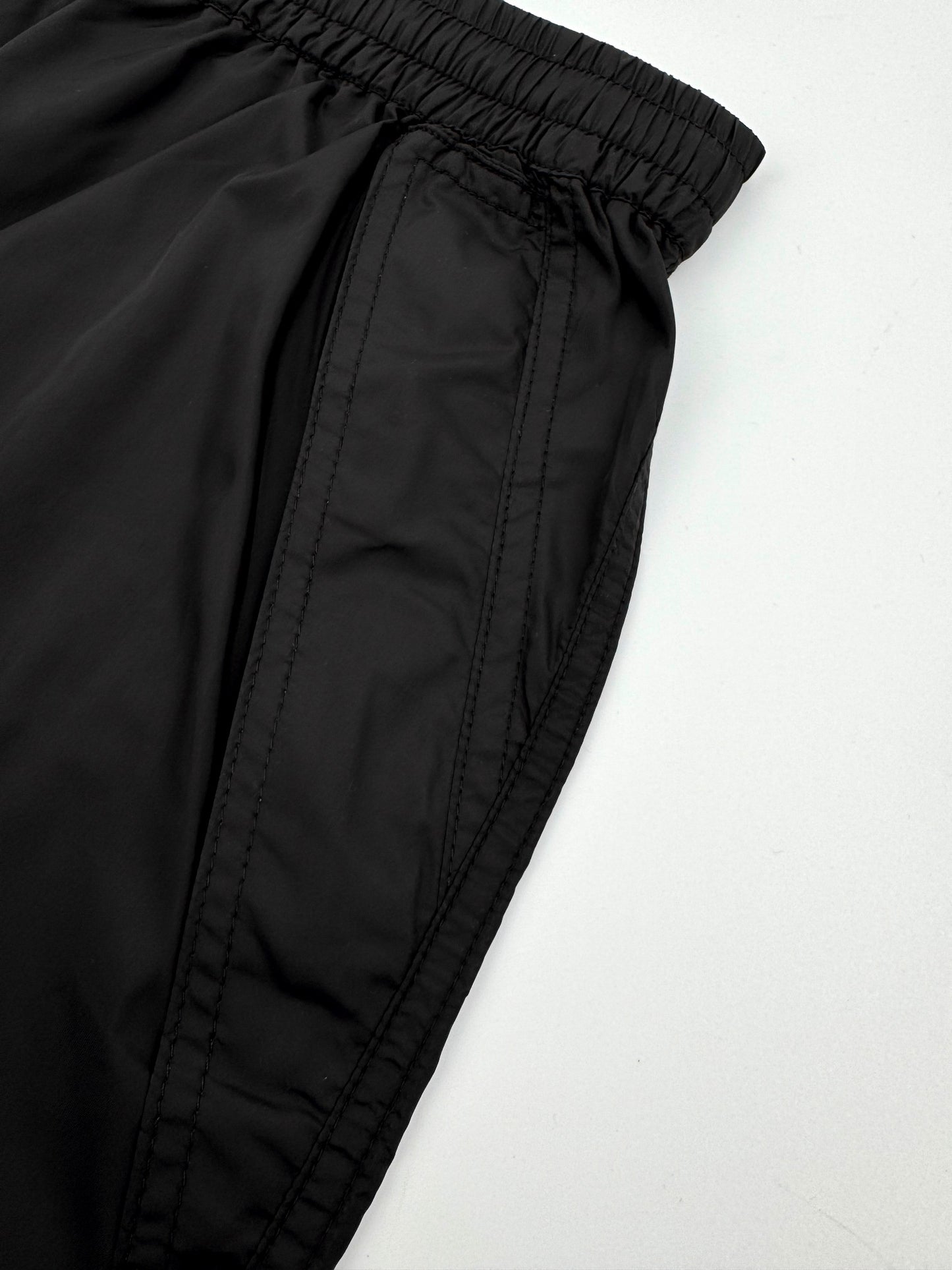 2026 New Triangle Brand Printed Nylon Shorts (MM060-A45)