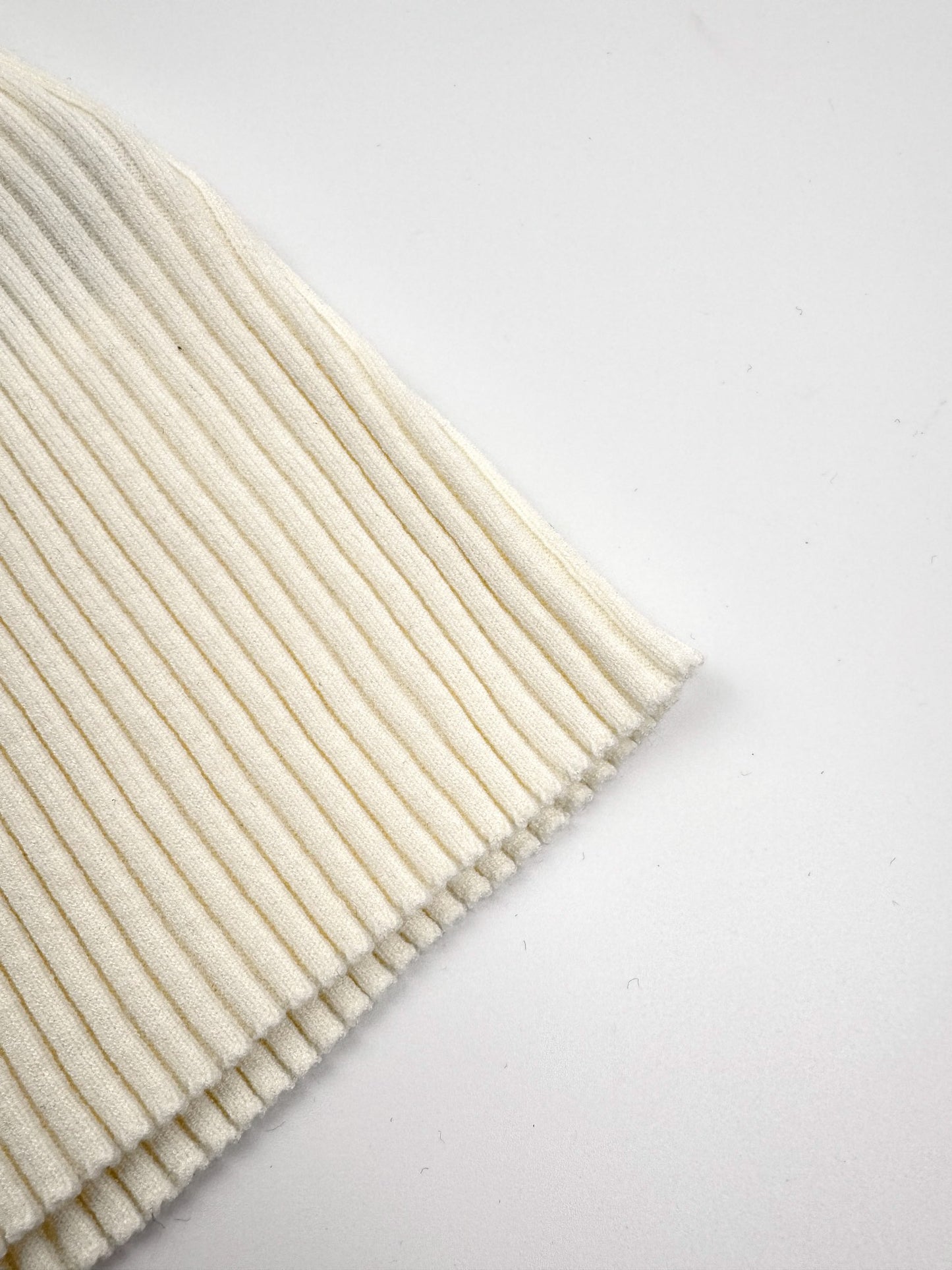 2026 New Balen Embroidered Knitted Vest (25189-A15)