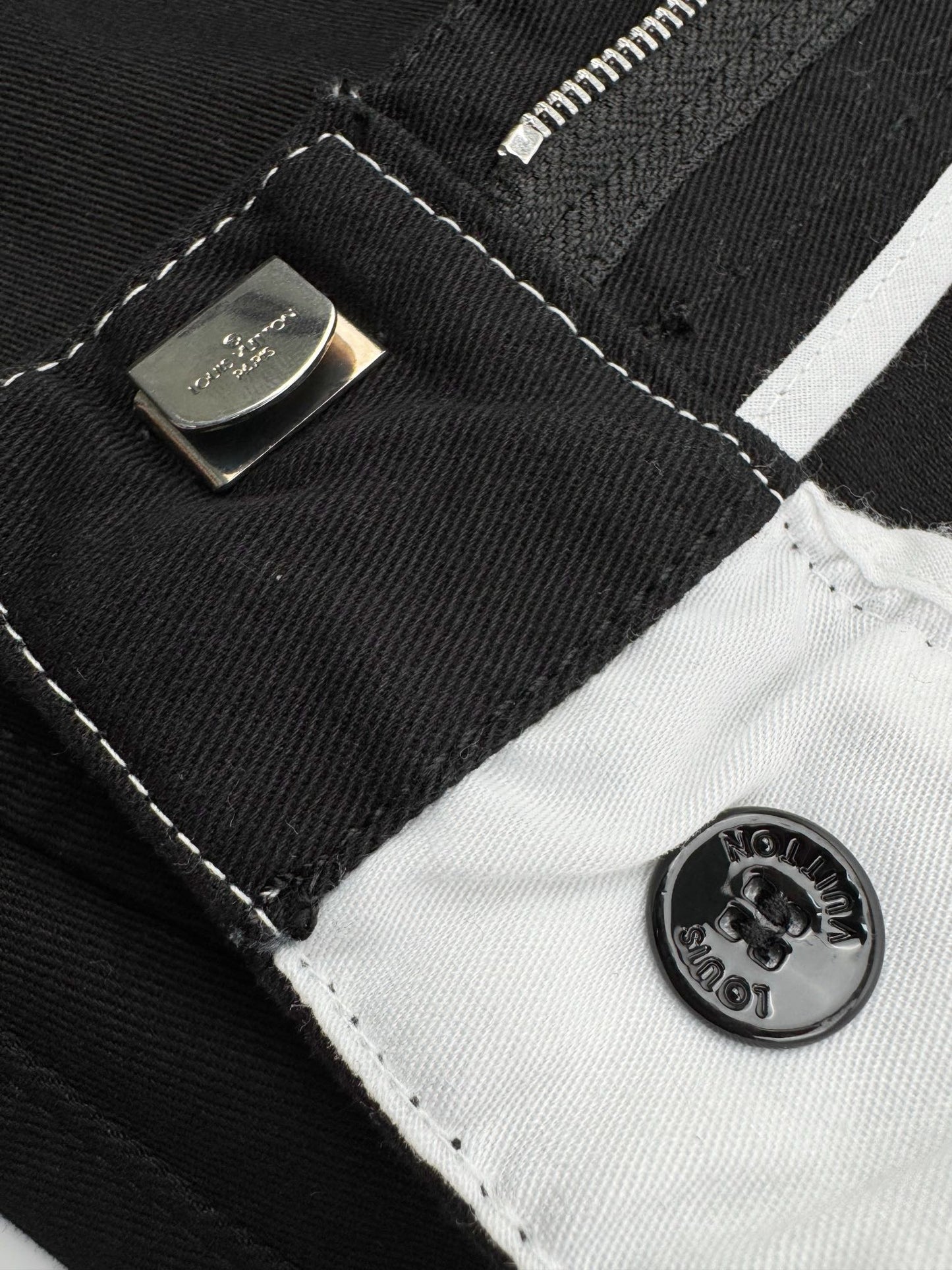 2026 New LY Embellished Bell-Bottom Casual Trousers (MM047-B45)